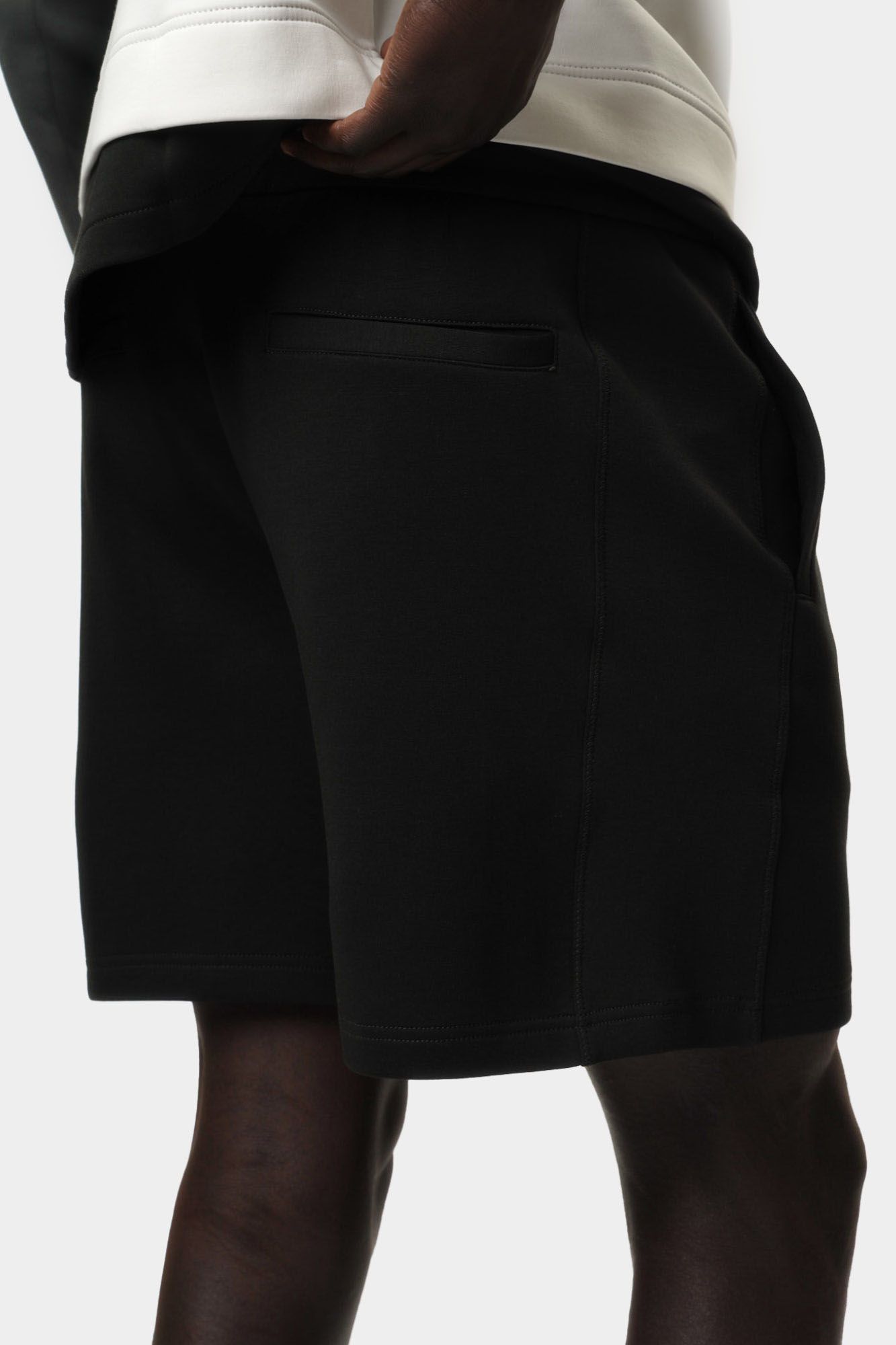 XM000228_AF10818 Шорты трикотажные Armani Exchange Хаки