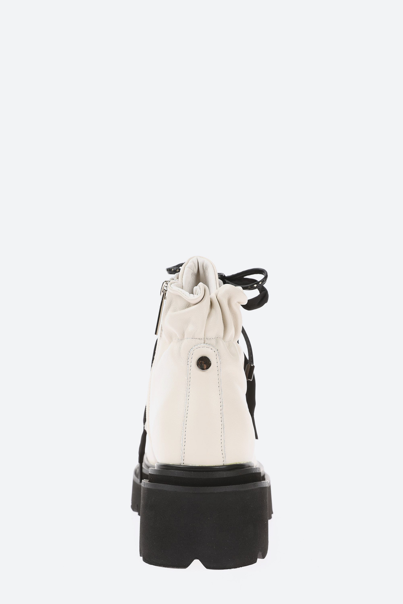 QA156-5L207 Ботинки Graciana Молочный