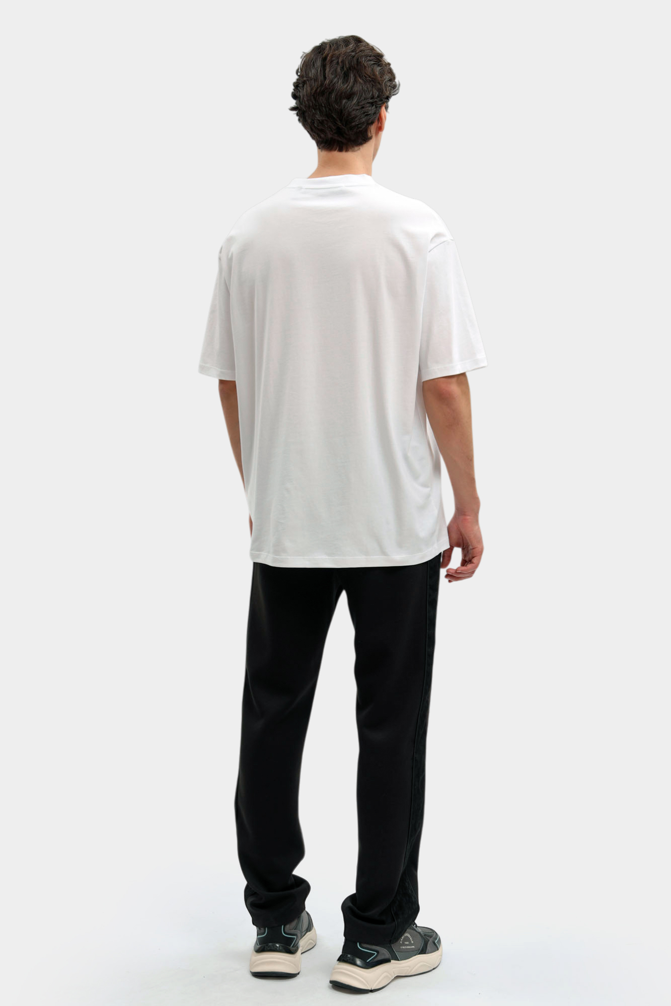 562225_755130 Футболка Karl Lagerfeld Белый