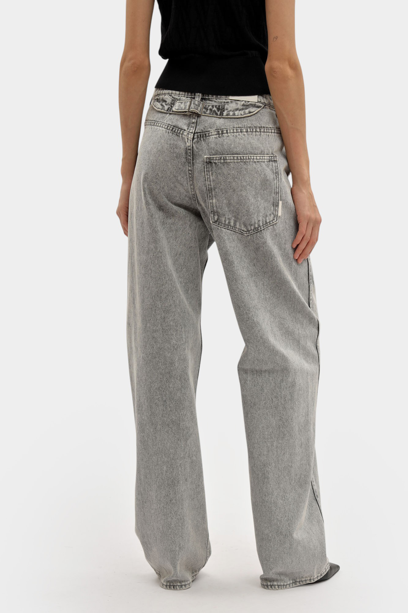 XW001404_AF16180 джинсы armani exchange 