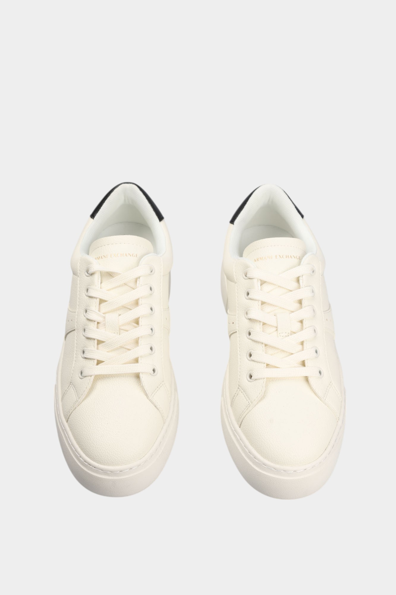 XDX179_XV930 Кеды Armani Exchange Белый