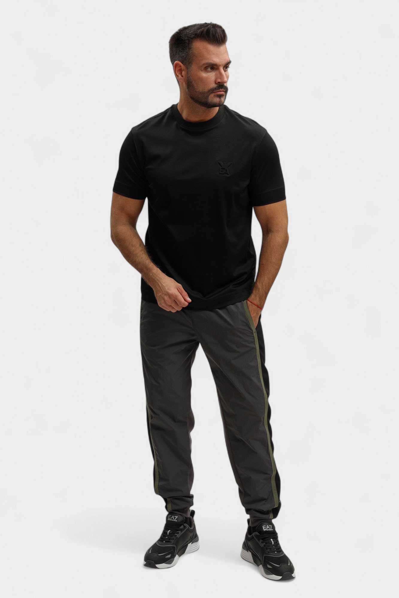 EM002963_ AF10761 Футболка Emporio Armani Черный