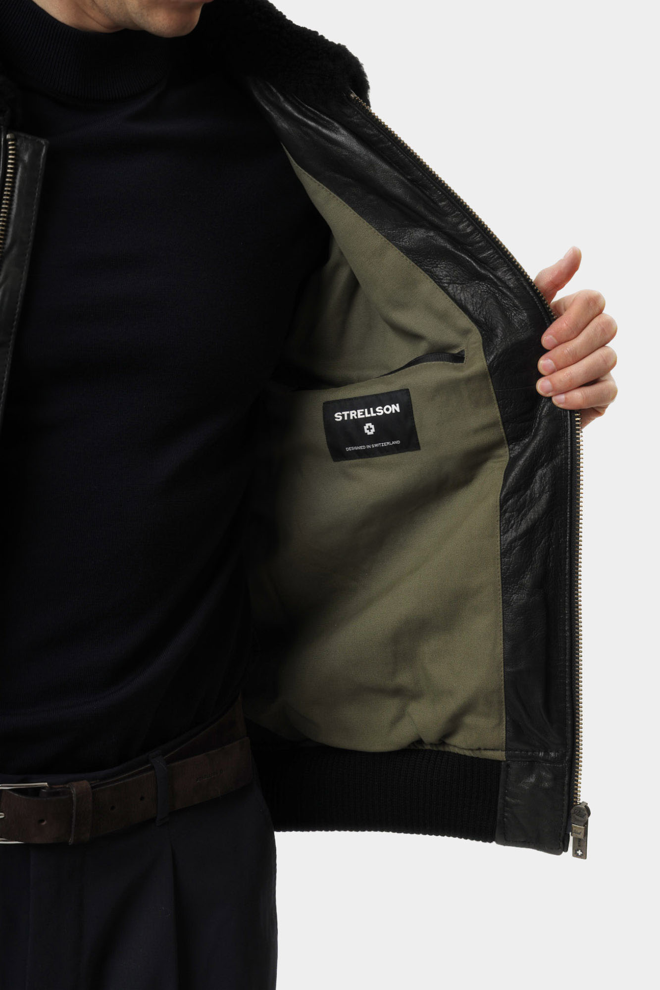 110159_80000670 Куртка кожаная Strellson Черный