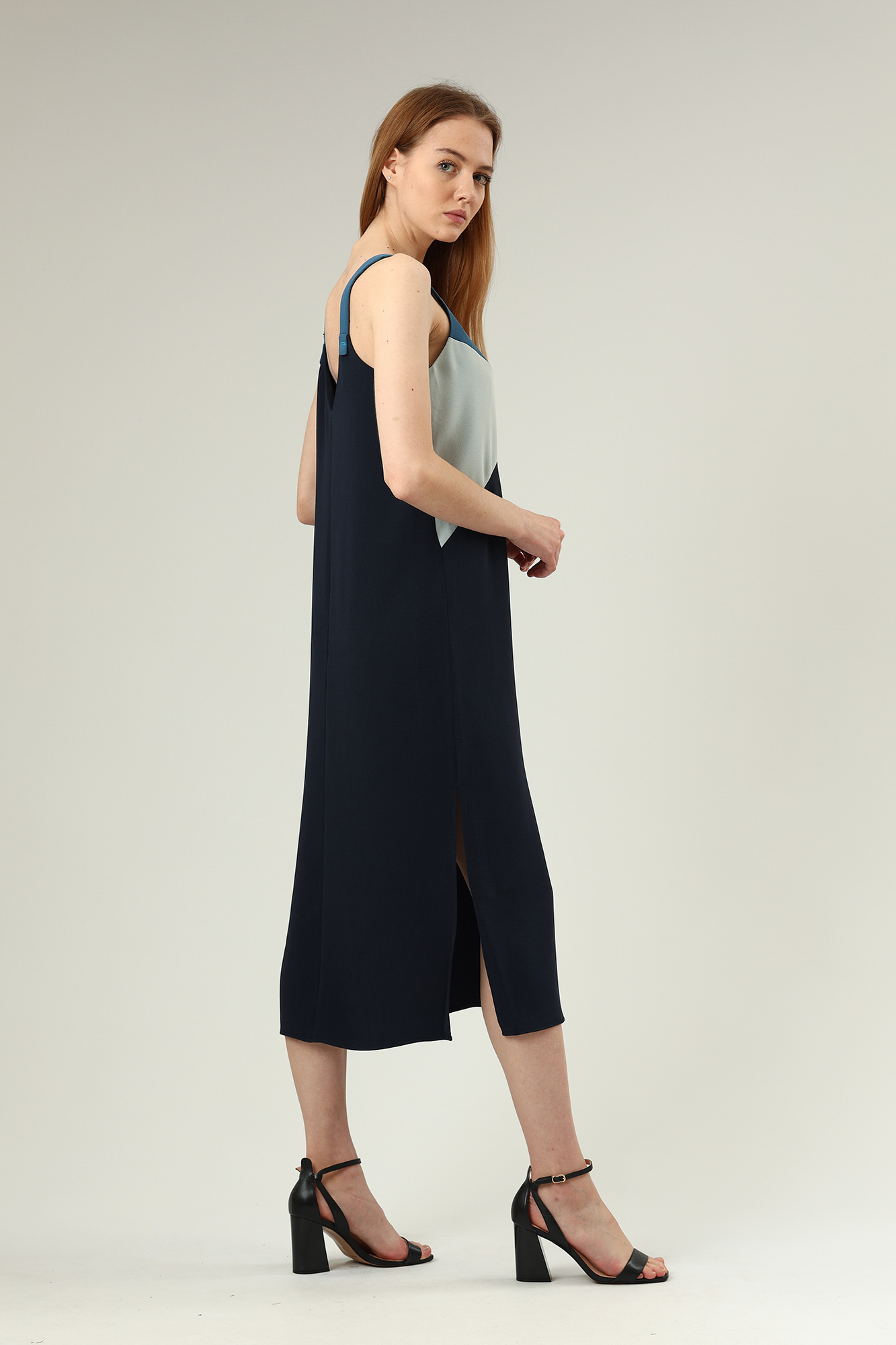 3LYA10_YN3CZ платье armani exchange 