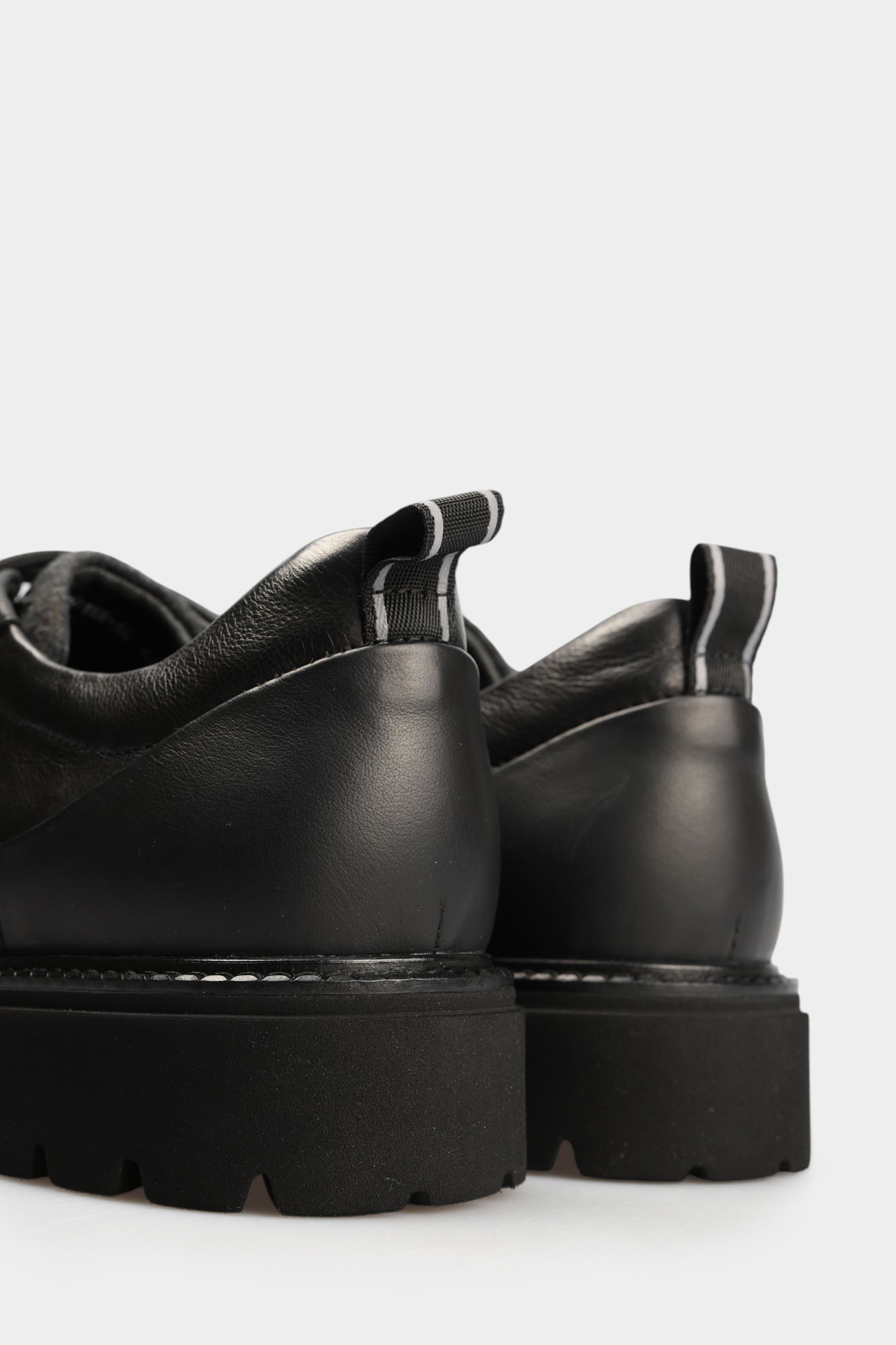 MCM267_01K Туфли Marc Cony Черный