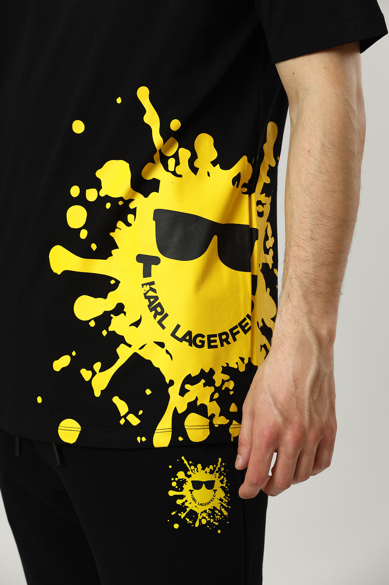 521224_755441 Футболка Karl Lagerfeld Черный