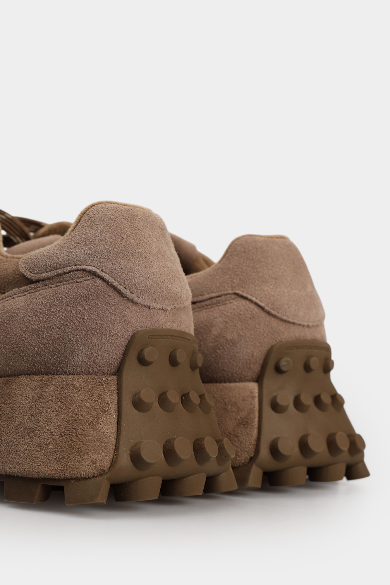 S8-2800-1 Кроссовки Graciana Бежевый