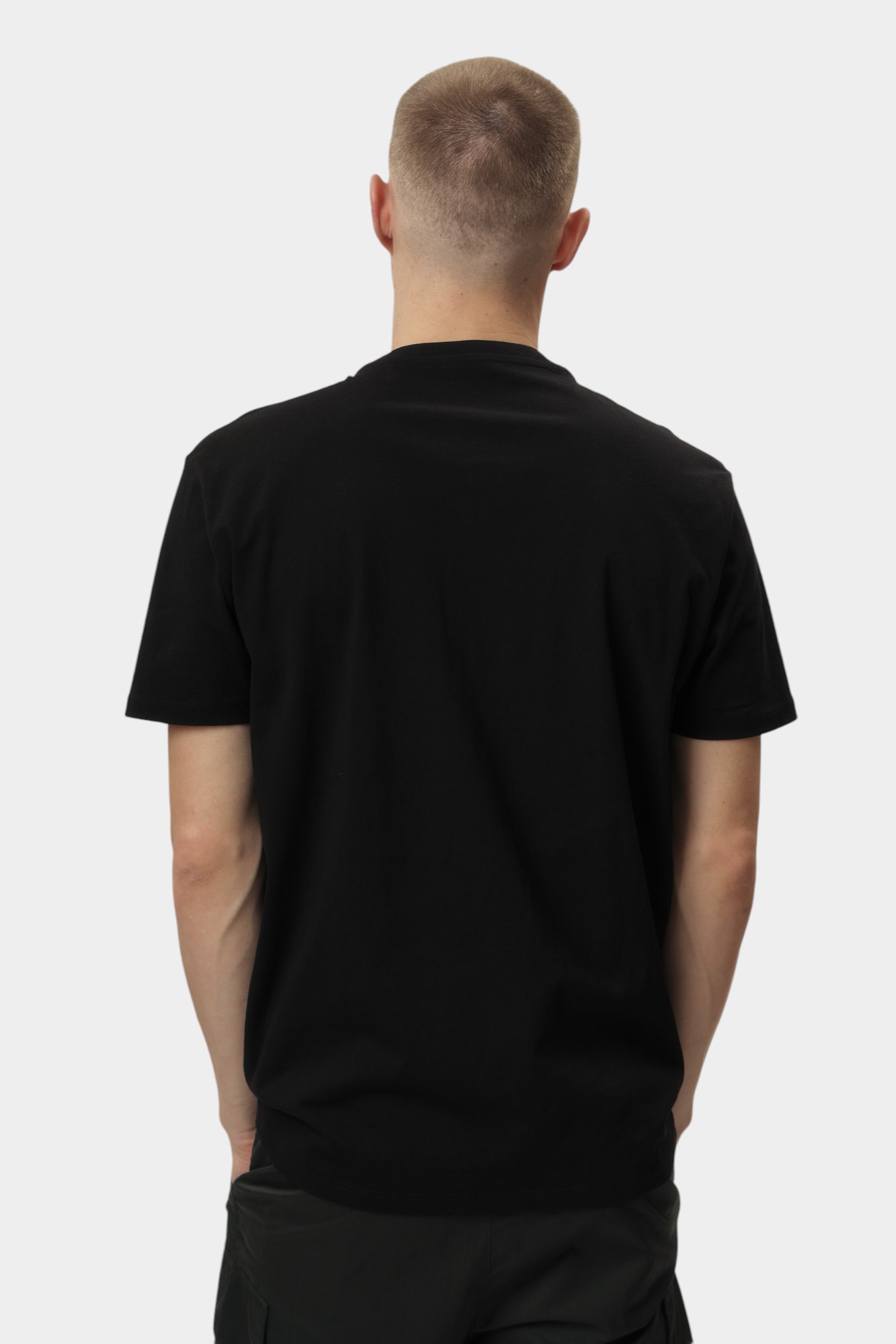 XM000767_AF12308 Футболка Armani Exchange Черный