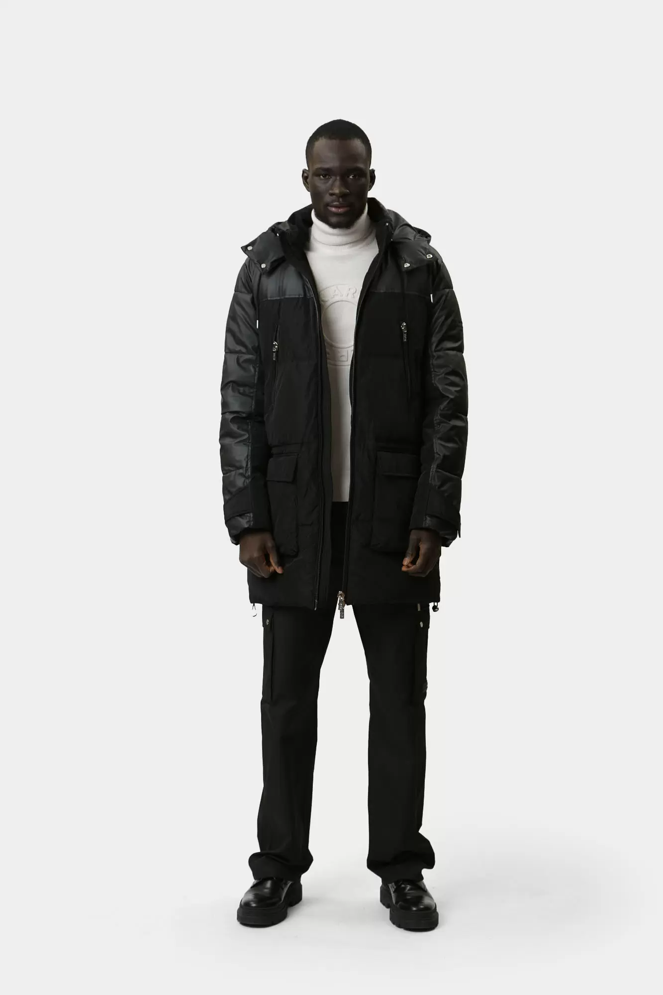 544501_455001 Куртка Karl Lagerfeld Черный