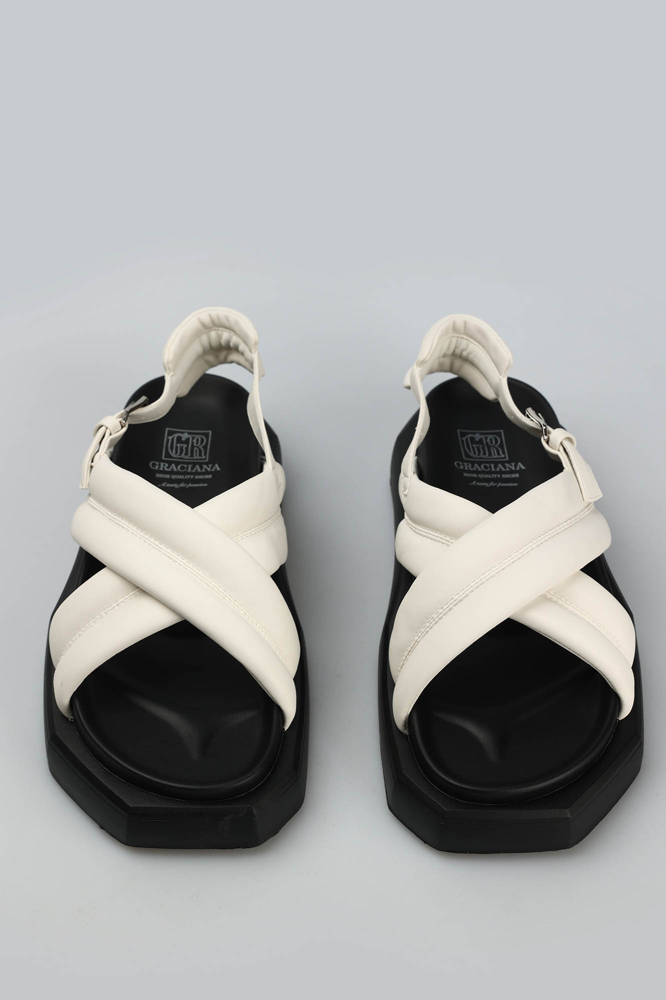 S8-011-5 Сандалии Graciana Белый