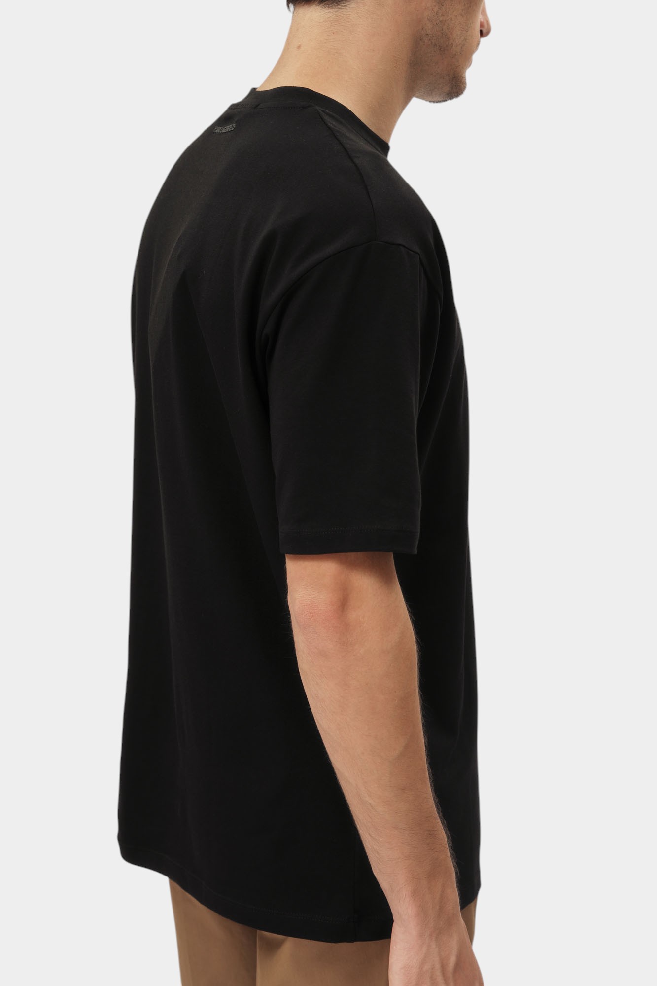 552235_755156 Футболка Karl Lagerfeld Черный