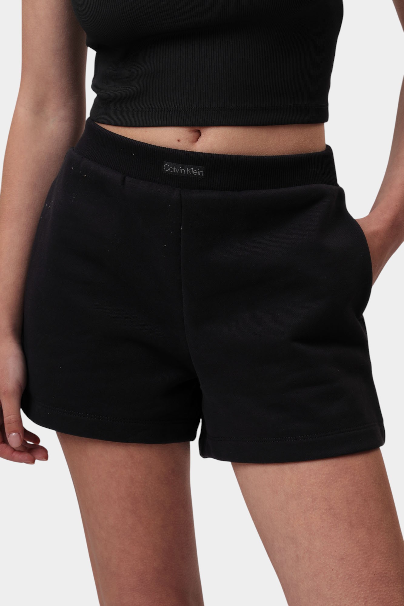 J20J225525 шорты calvin klein jeans 