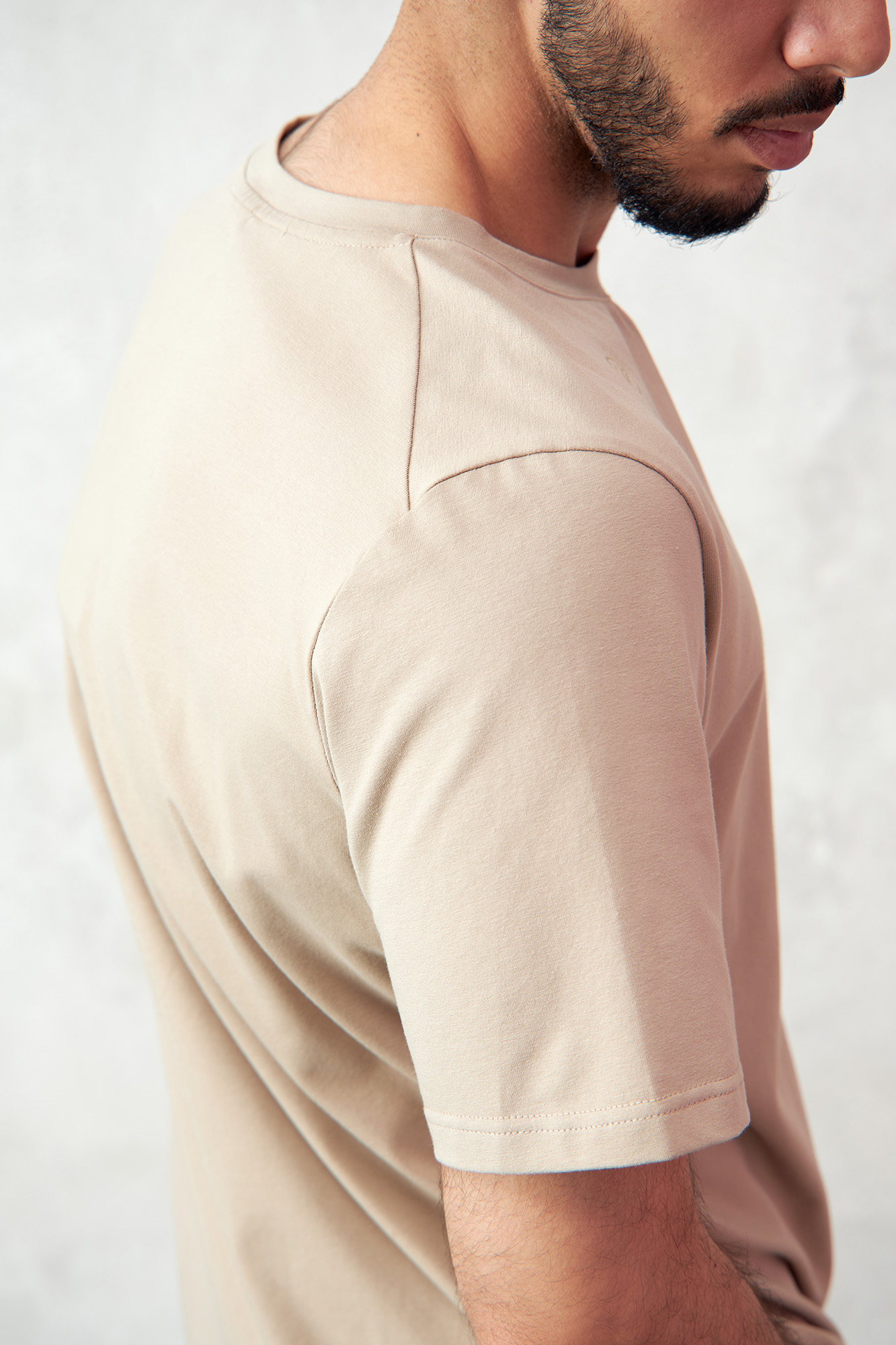 M-231-THT-22-0069 Футболка The Hills Серый