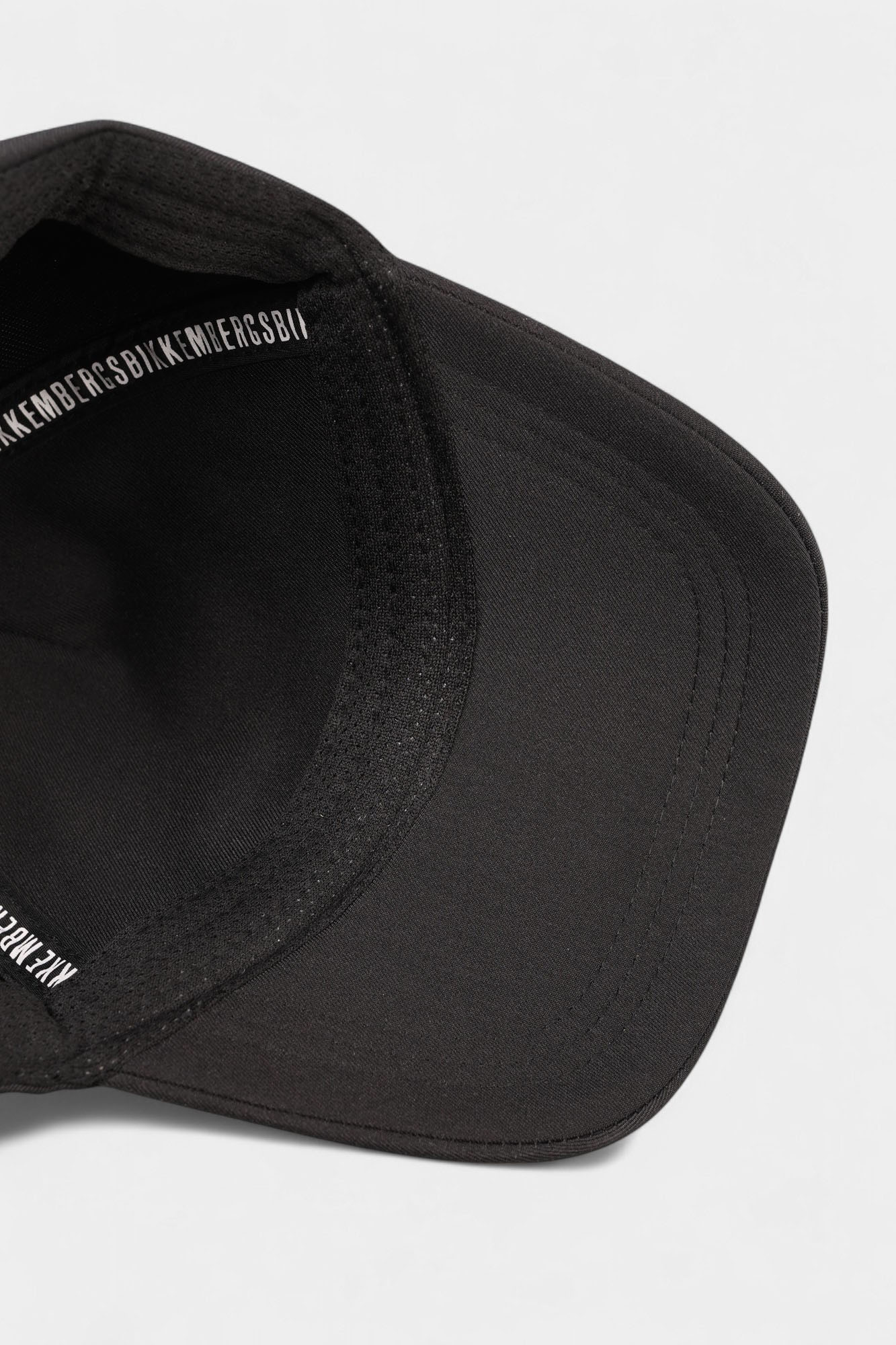 BKCP01043T Кепка Bikkembergs Черный