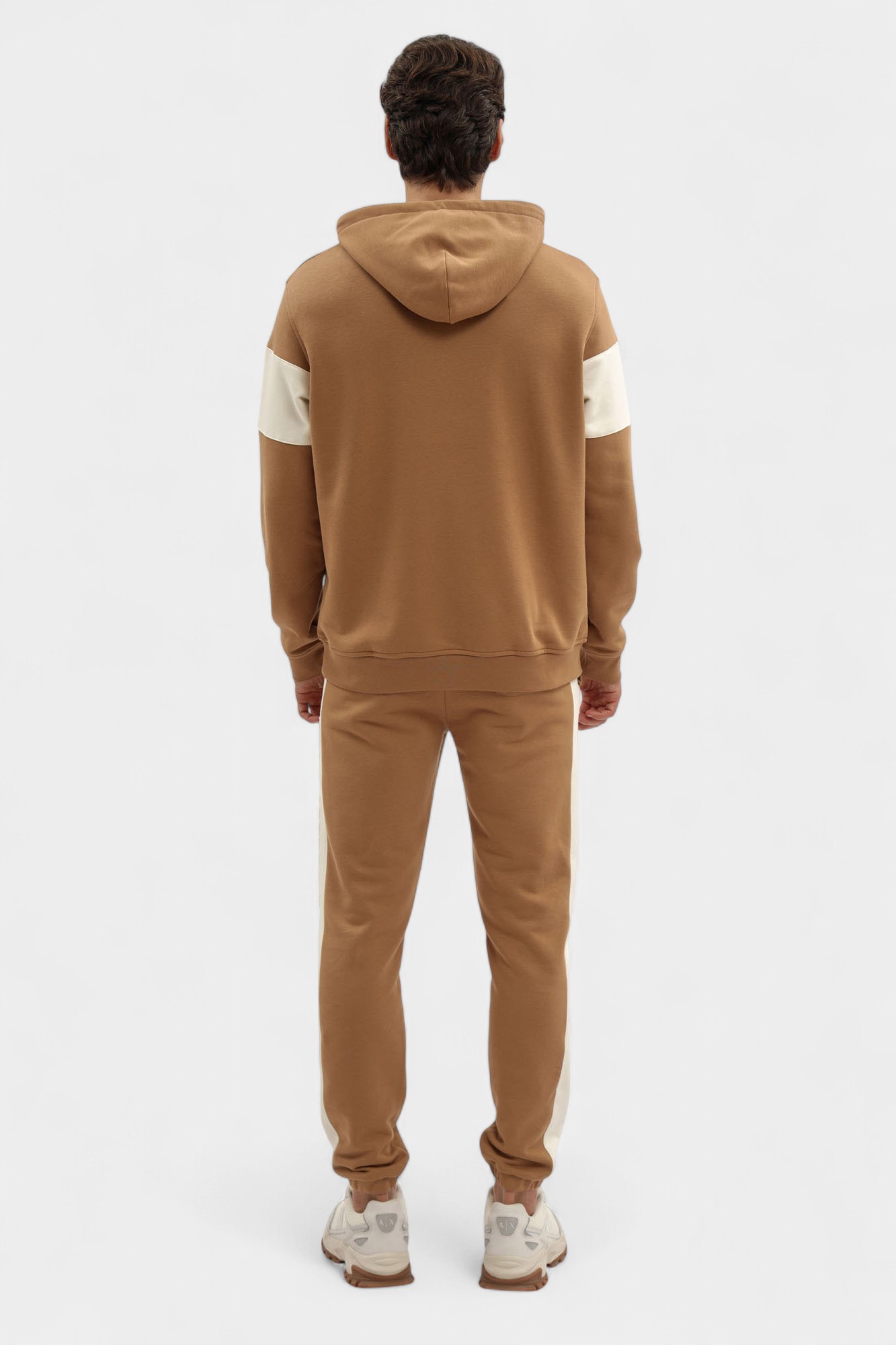 554910_705015 Брюки спортивные Karl Lagerfeld Коричневый