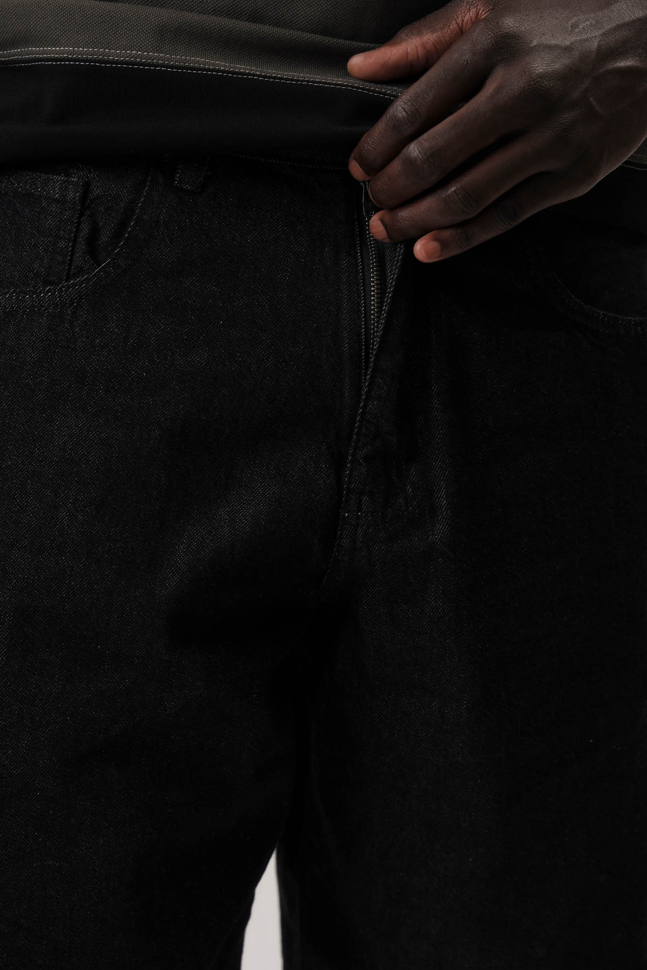 XM000658_AF13366 Шорты Armani Exchange 