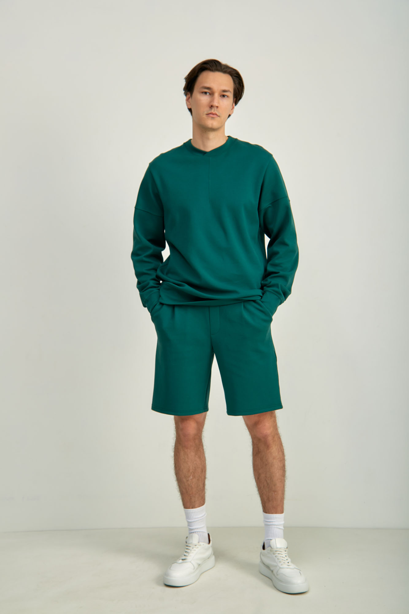 M-241-P-25-1007 Шорты The Hills Зеленый