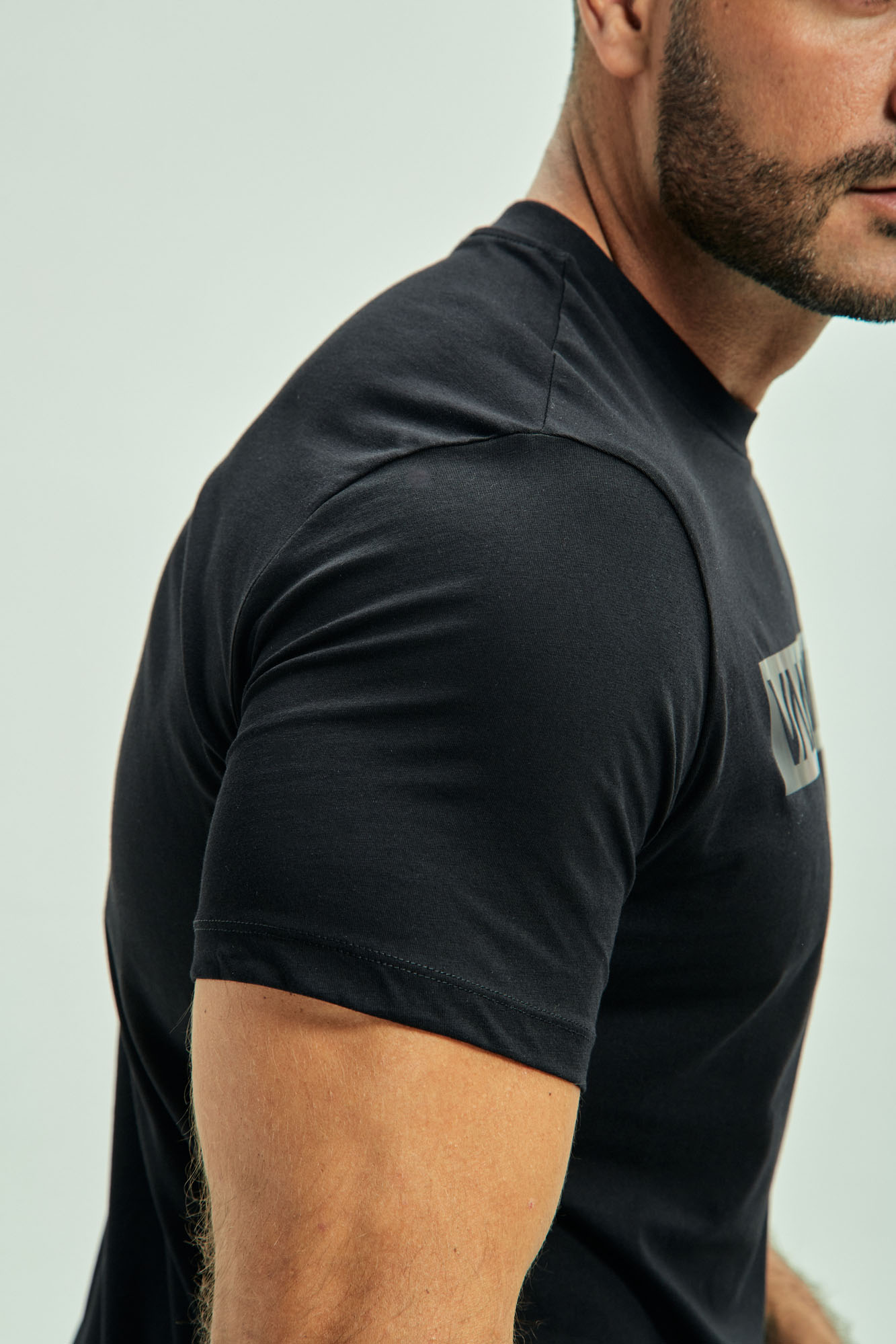 VM-ERK-22-062 Футболка Van Mich Черный