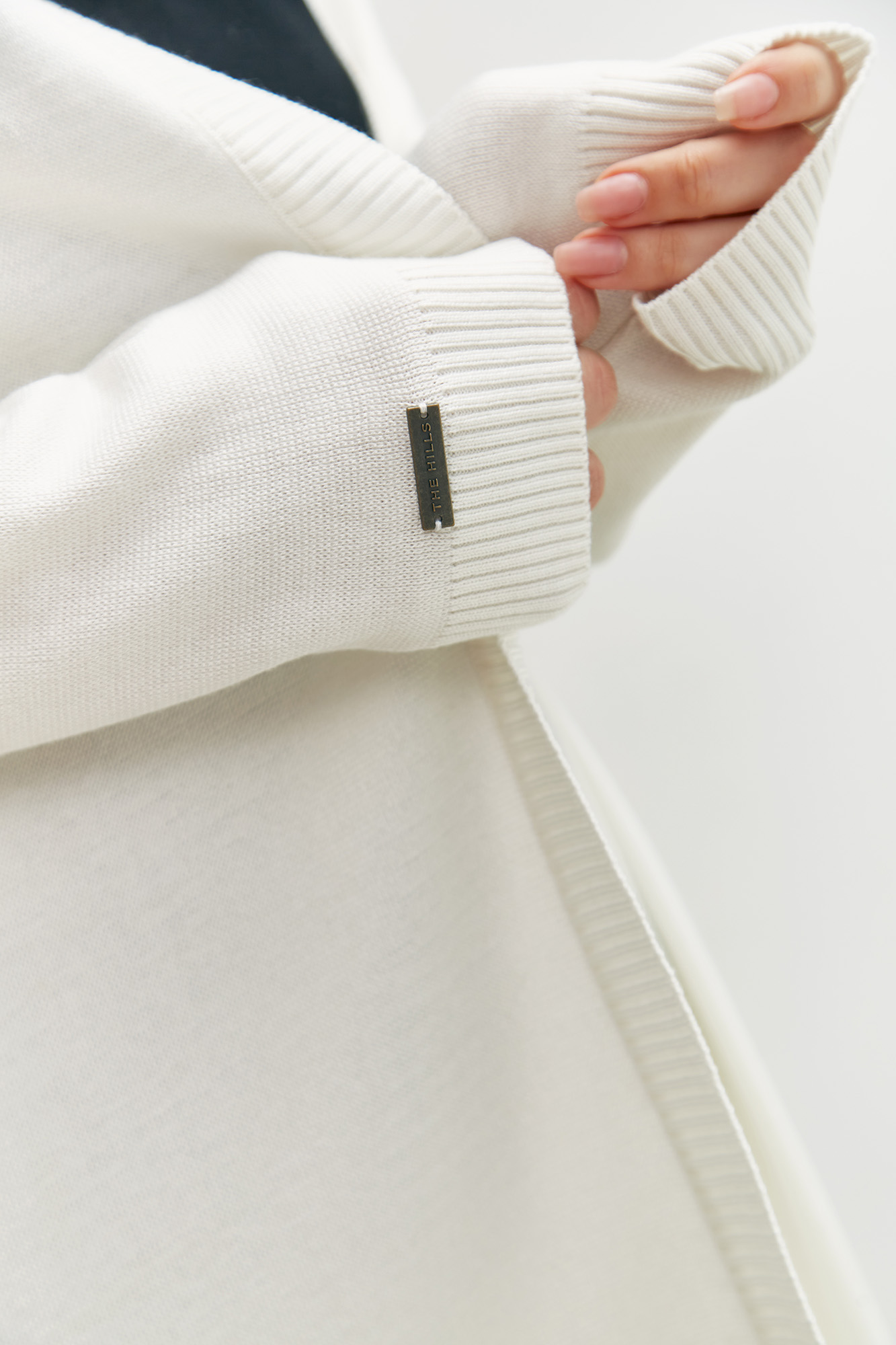 W-231-KK-56-0037 кардиган the hills 