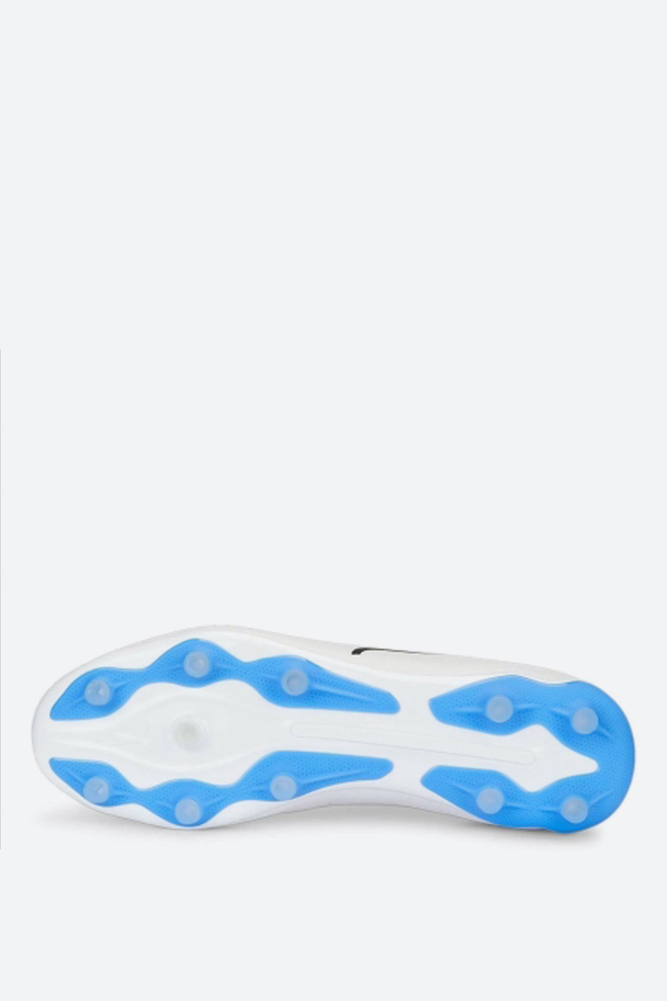 Футбольные бутсы Puma