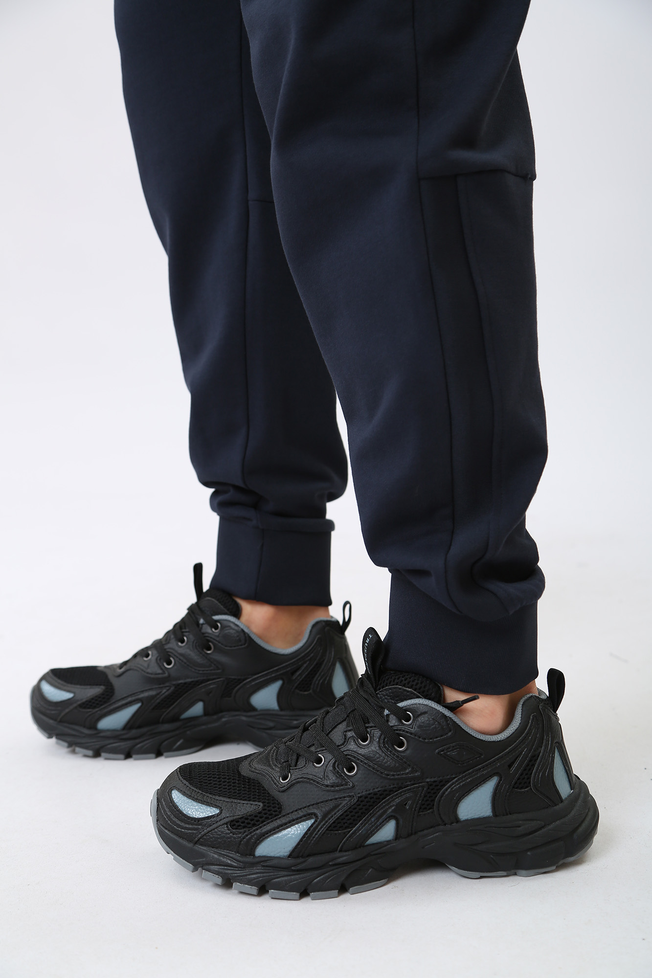 3RZPHG_ZJ7KZ Брюки спортивные Armani Exchange Синий