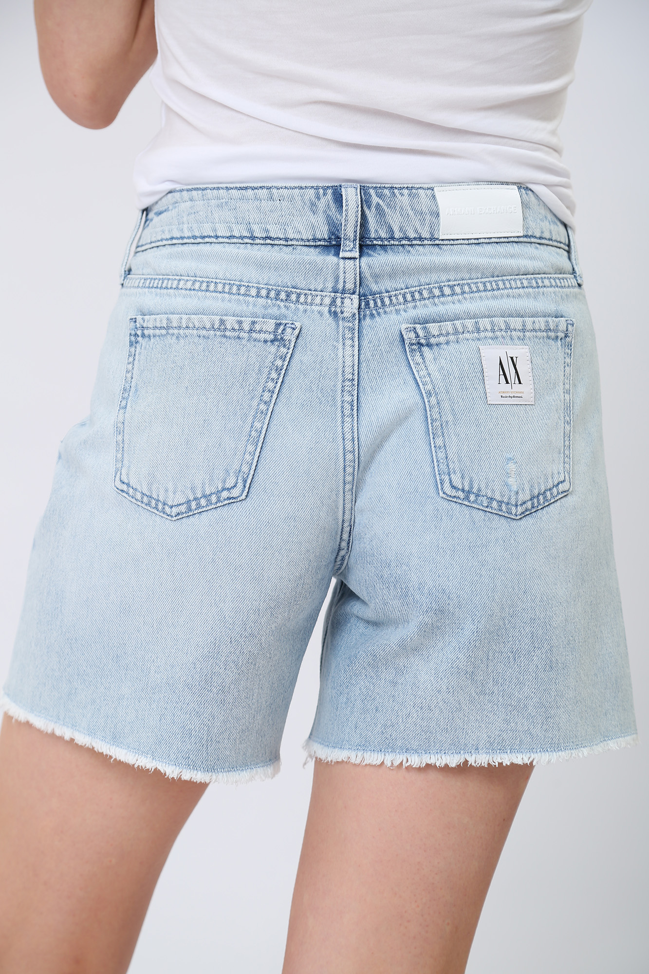 3RYJ73_Y1NRZ шорты джинсовые armani exchange 