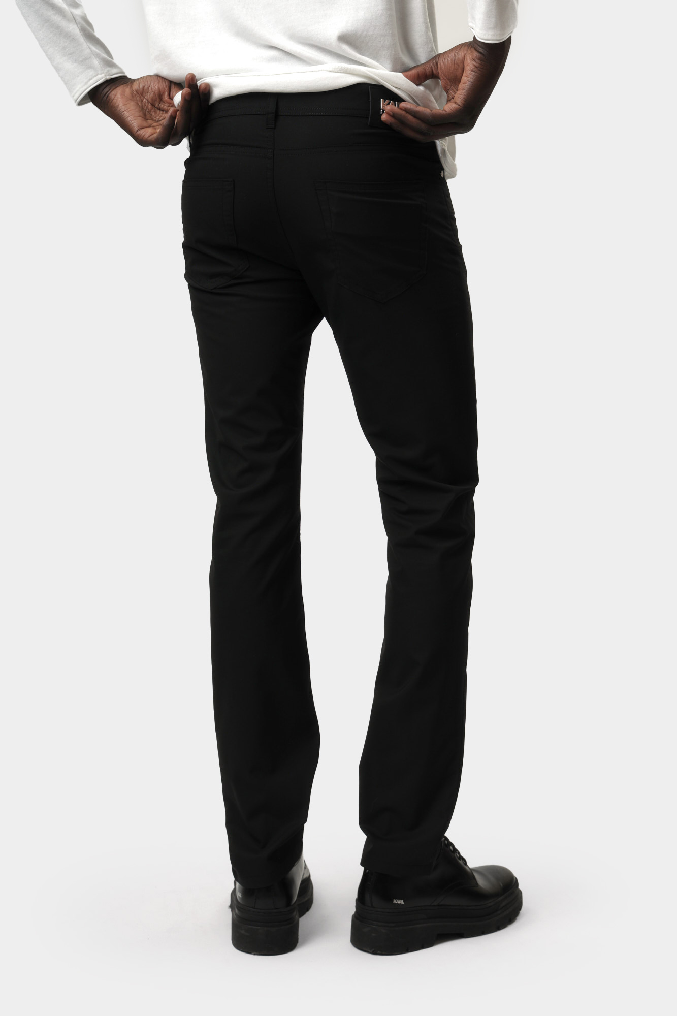 551813_265840 Джинсы Karl Lagerfeld Черный