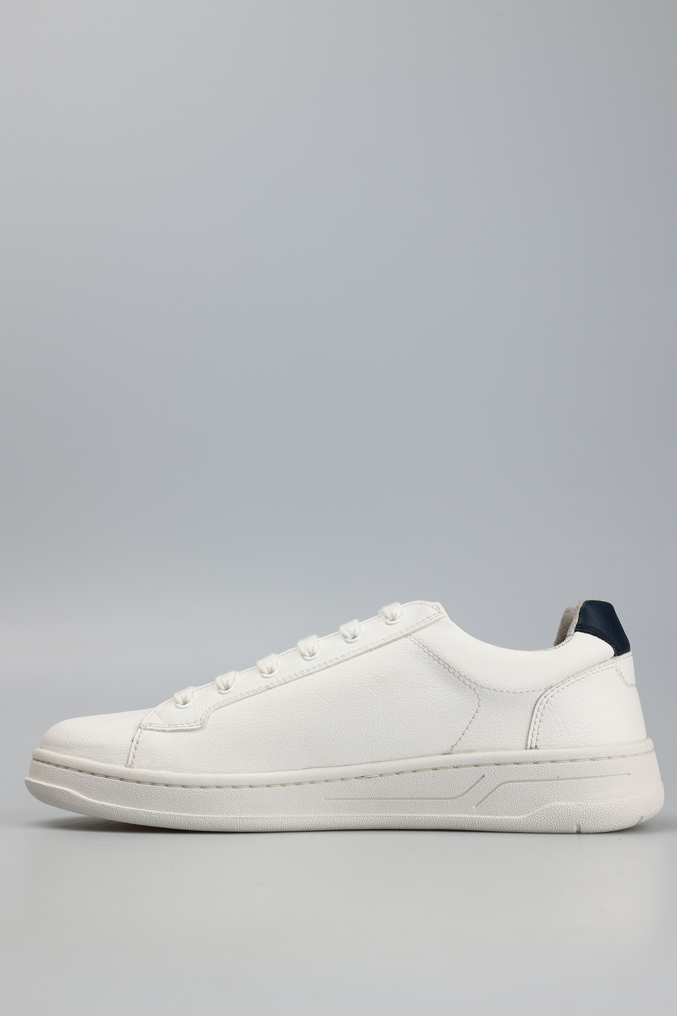 U26DXG000BUC0 Кеды Geox Белый