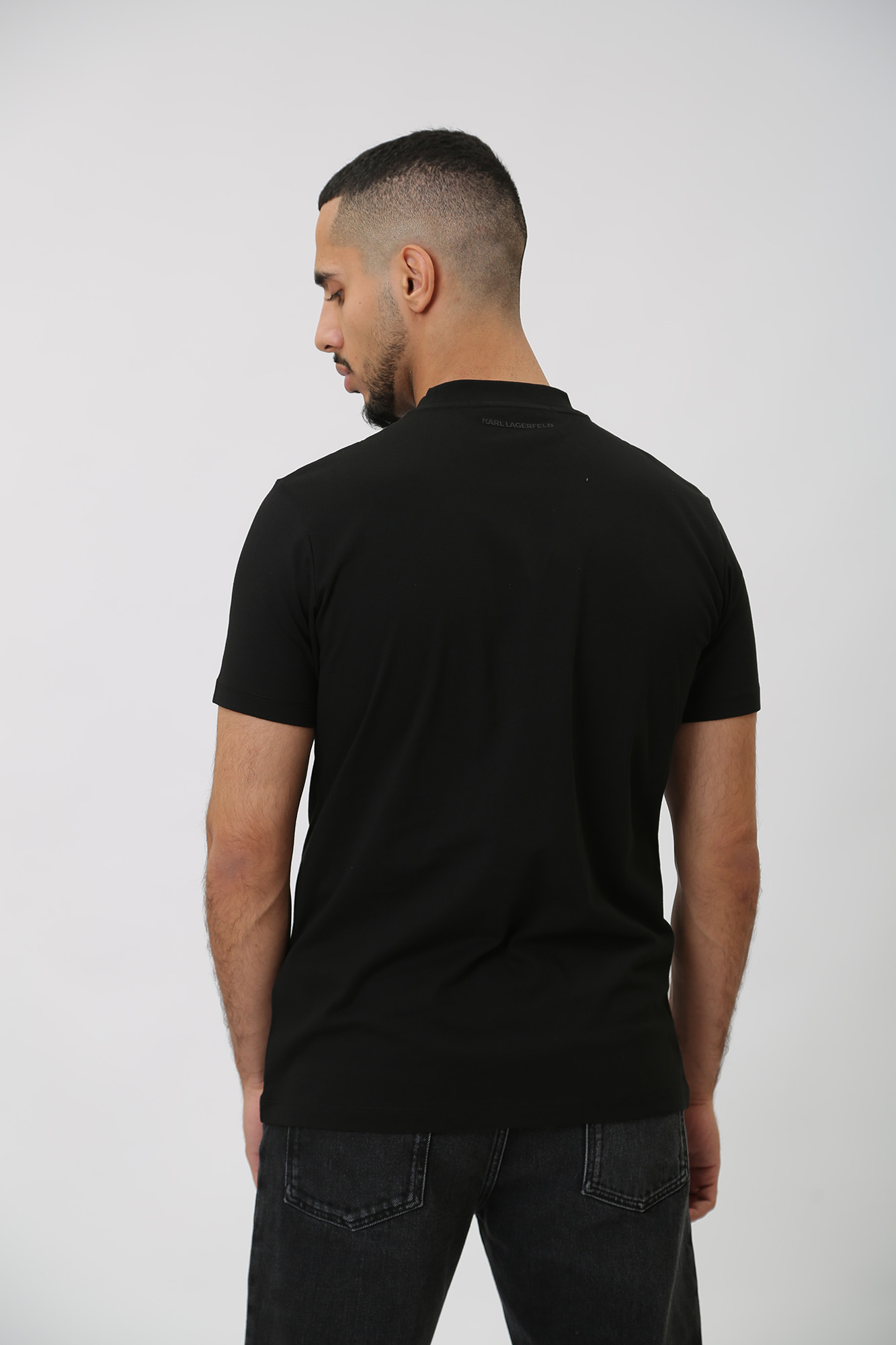 534225_755052 Футболка Karl Lagerfeld Черный