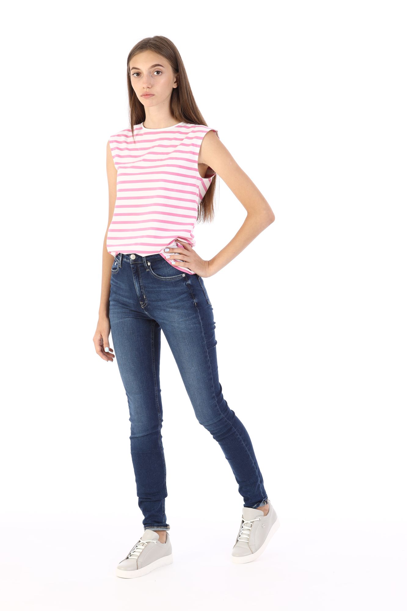 J20J207000 футболка calvin klein jeans 