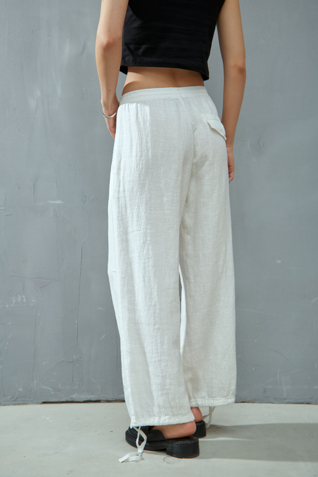 VW-OMA-55-017 брюки льняные van mich