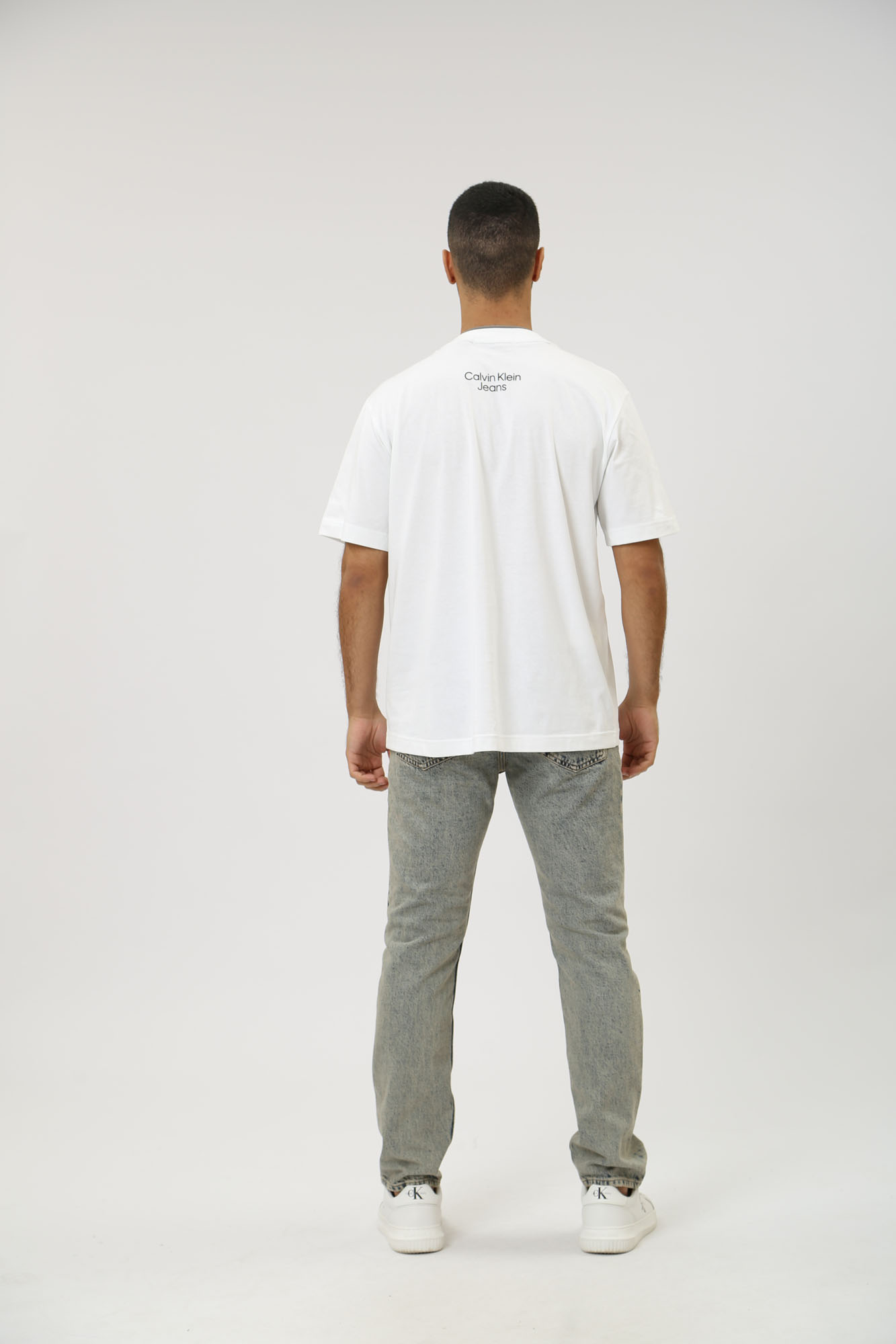 J30J325201 Футболка Calvin Klein Jeans Белый