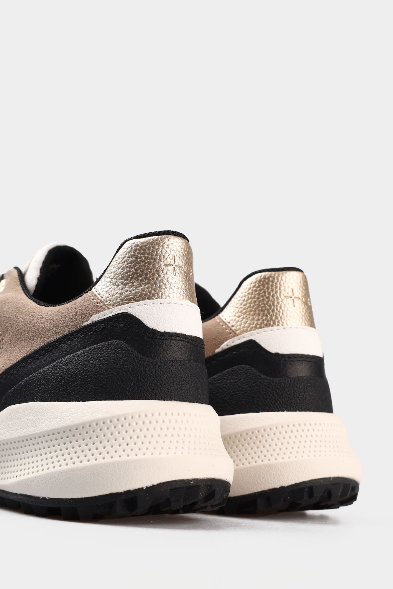 D36VRA05422 Кроссовки Geox Белый