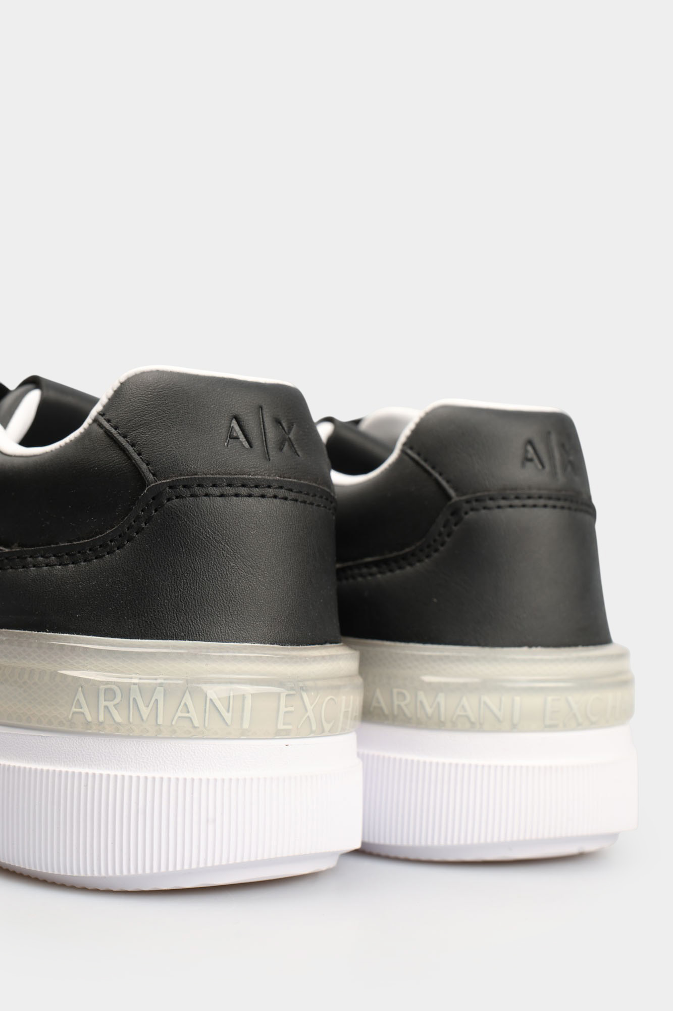 XUX219_XV857 Кеды Armani Exchange Черный