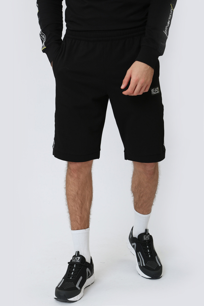 Шорты трикотажные EA7