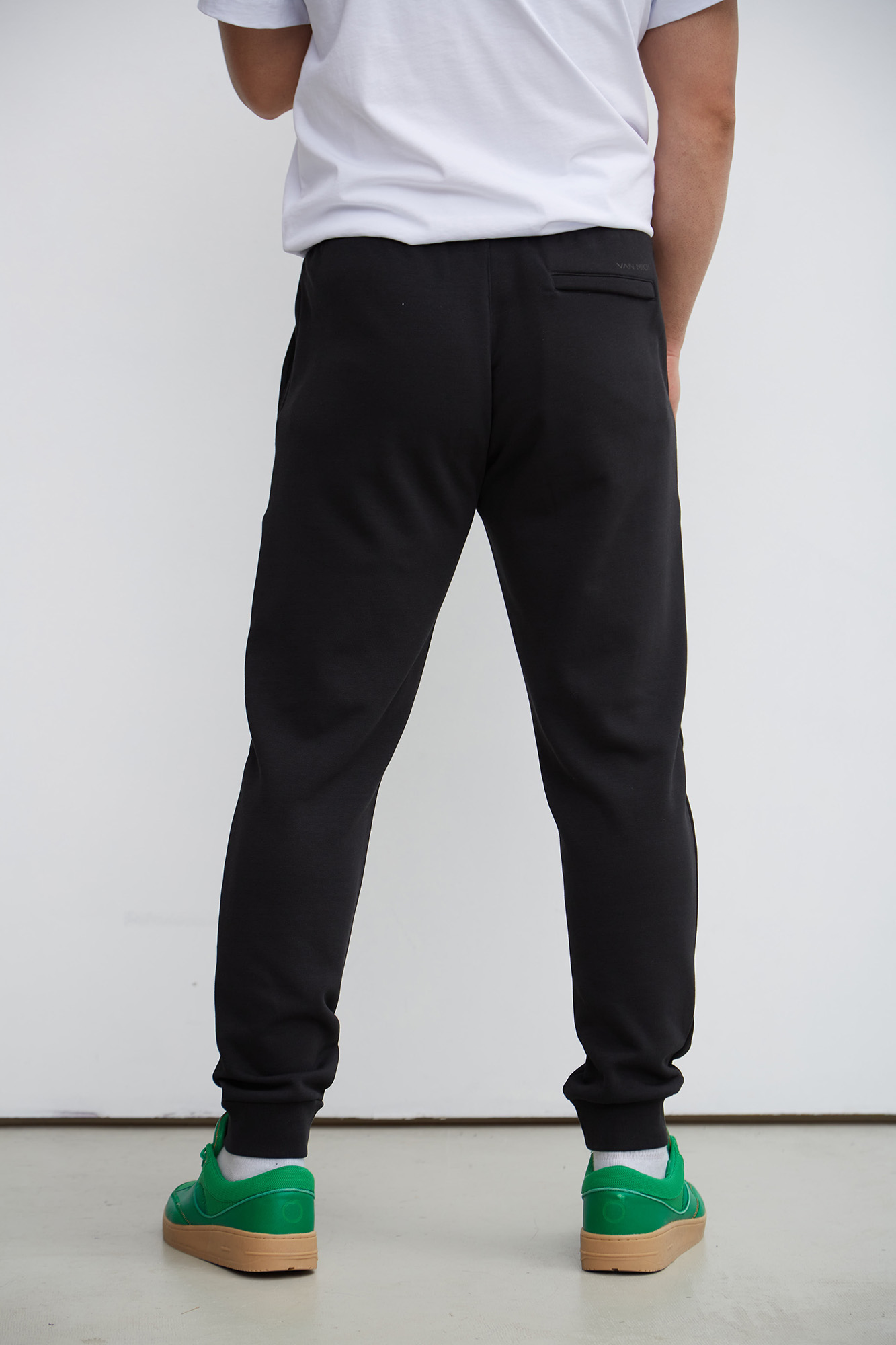 VM-231-20-022 Брюки спортивные Van Mich Черный