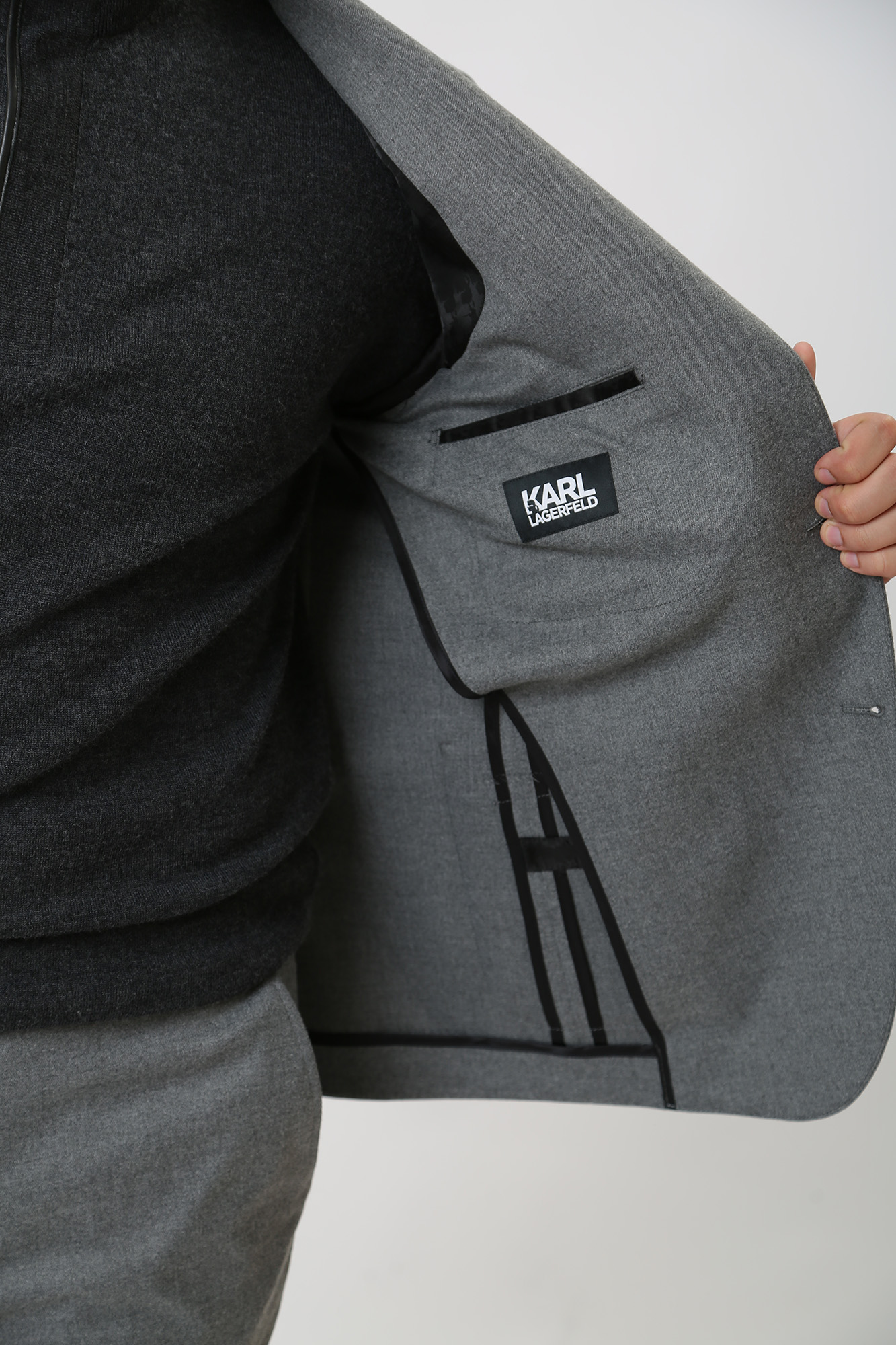534026_155280 Пиджак Karl Lagerfeld Серый