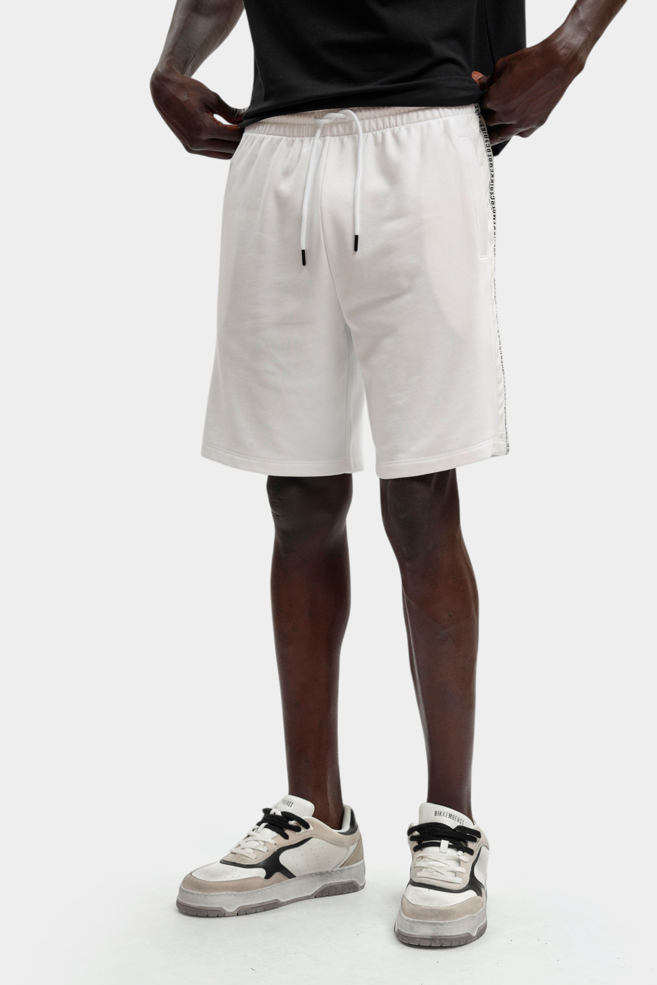 BMF1624 Шорты трикотажные Bikkembergs Белый
