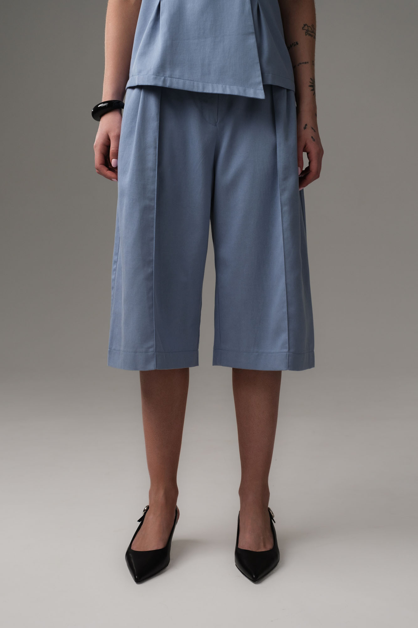 W-251-TH-56-0096 шорты the hills 