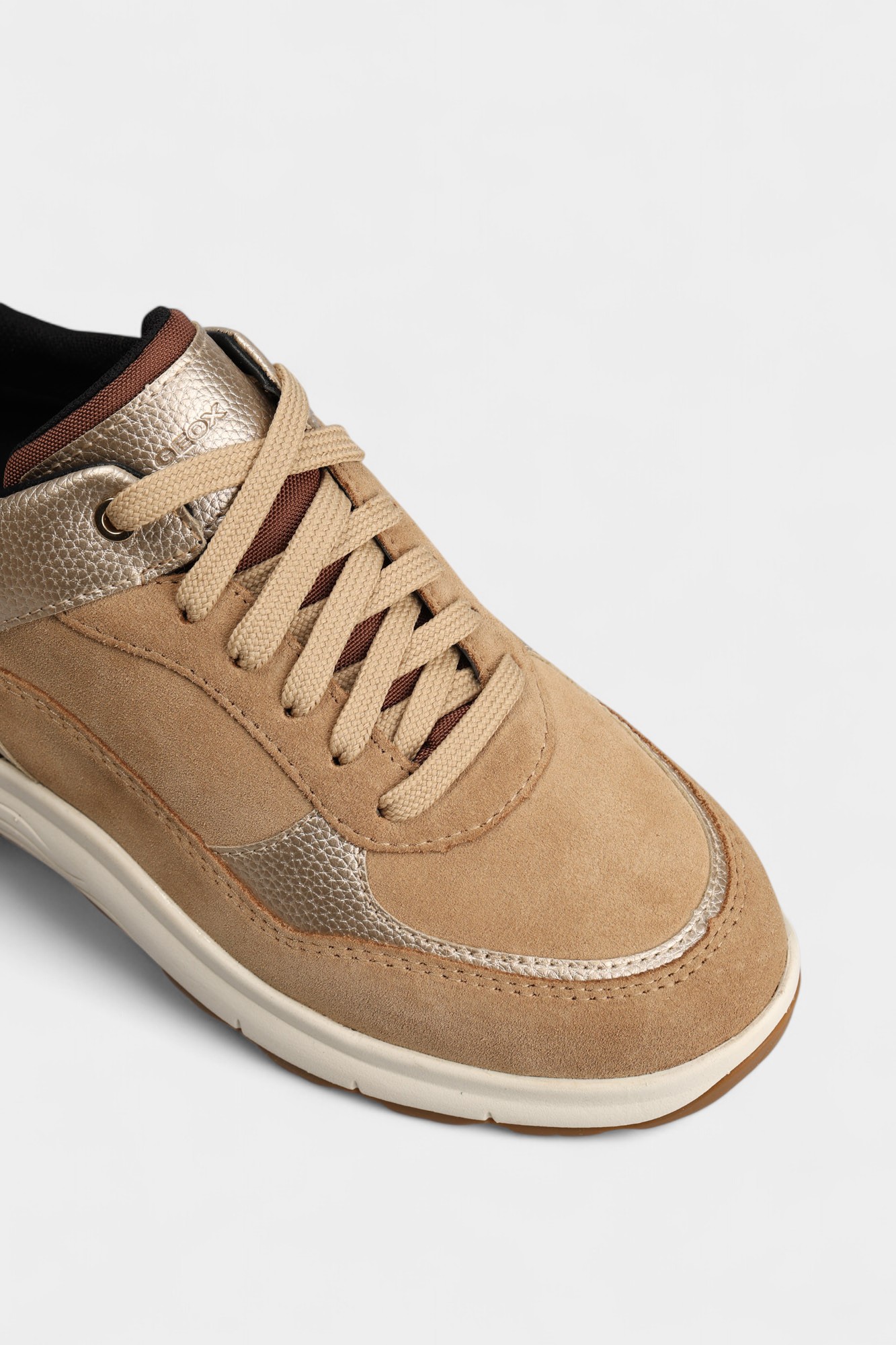 D3626D0227B Полуботинки Geox Коричневый