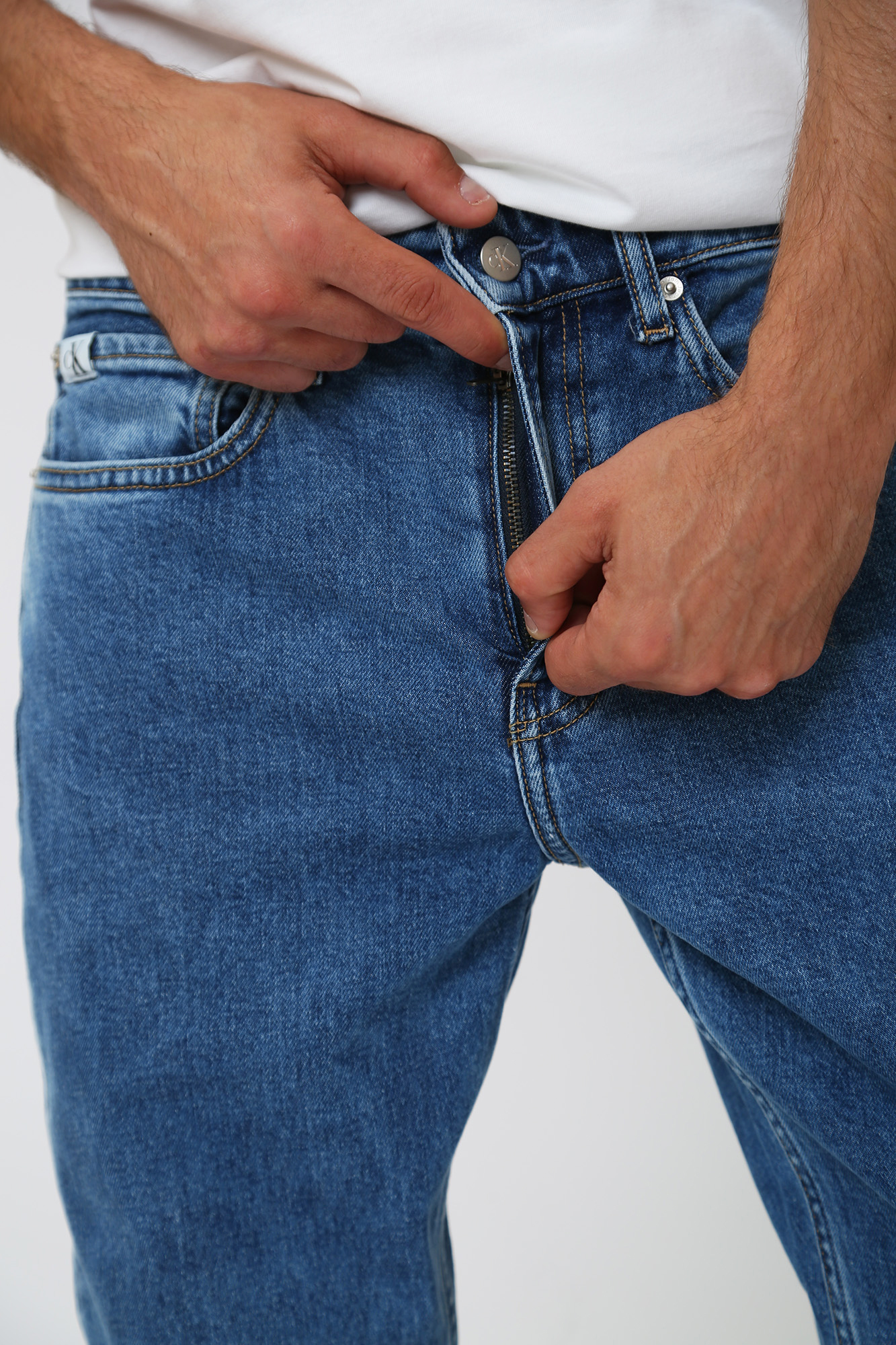 J30J323383 Брюки джинсовые Calvin Klein Jeans Синий