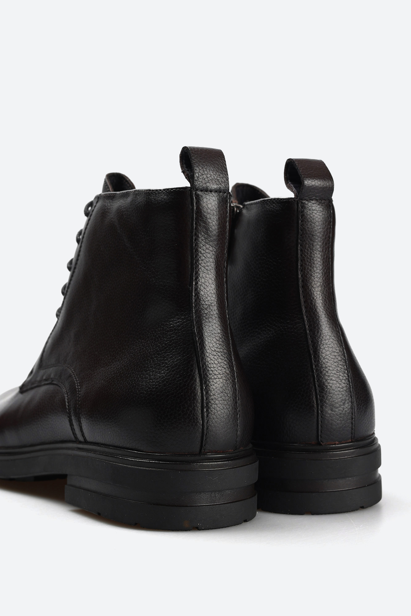 MC15841-MT/10 текстиль Ботинки муж кожа чер. Ботинки Marc Cony Коричневый