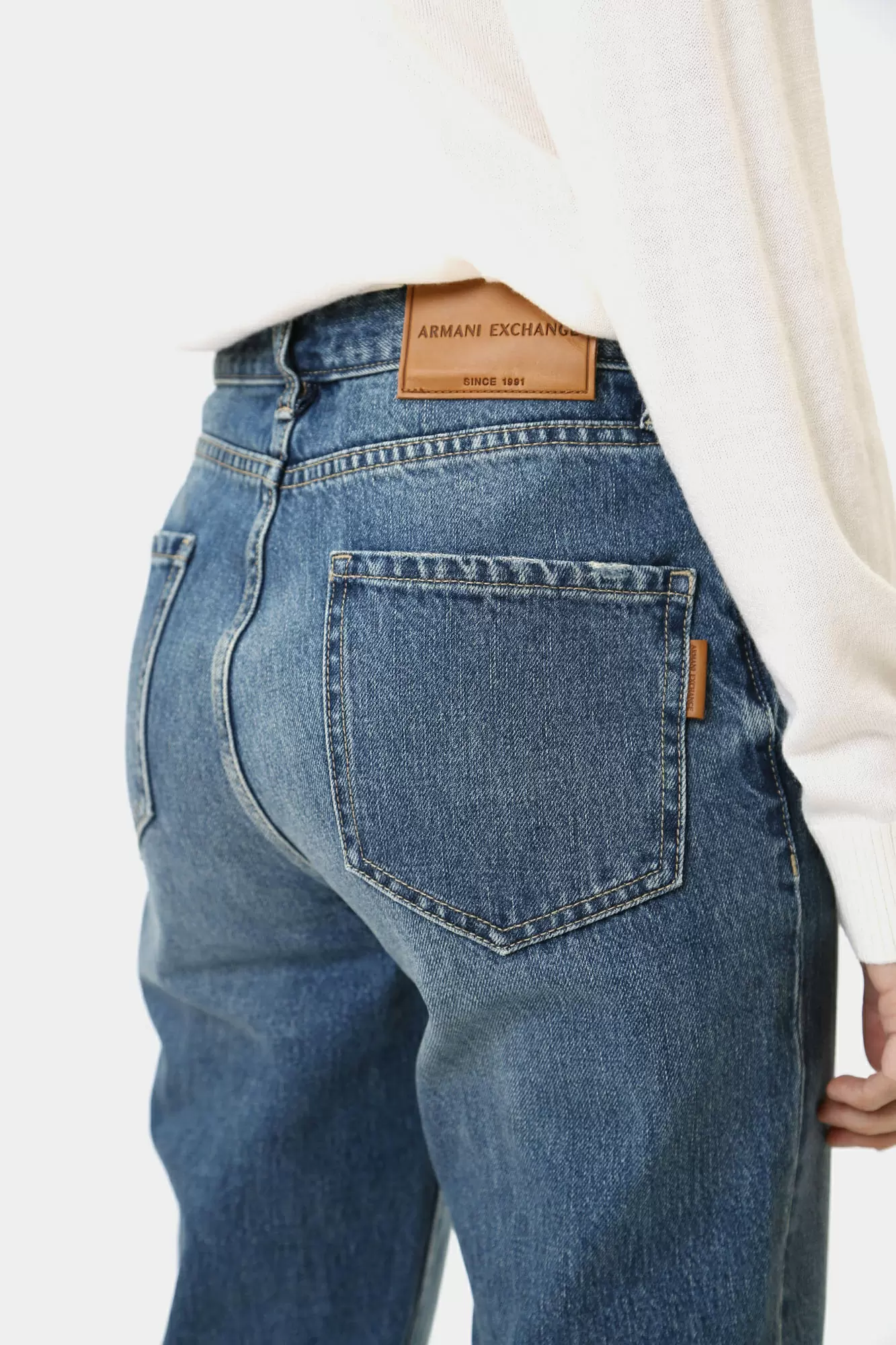 6DYJ16_Y19HZ брюки джинсовые armani exchange 