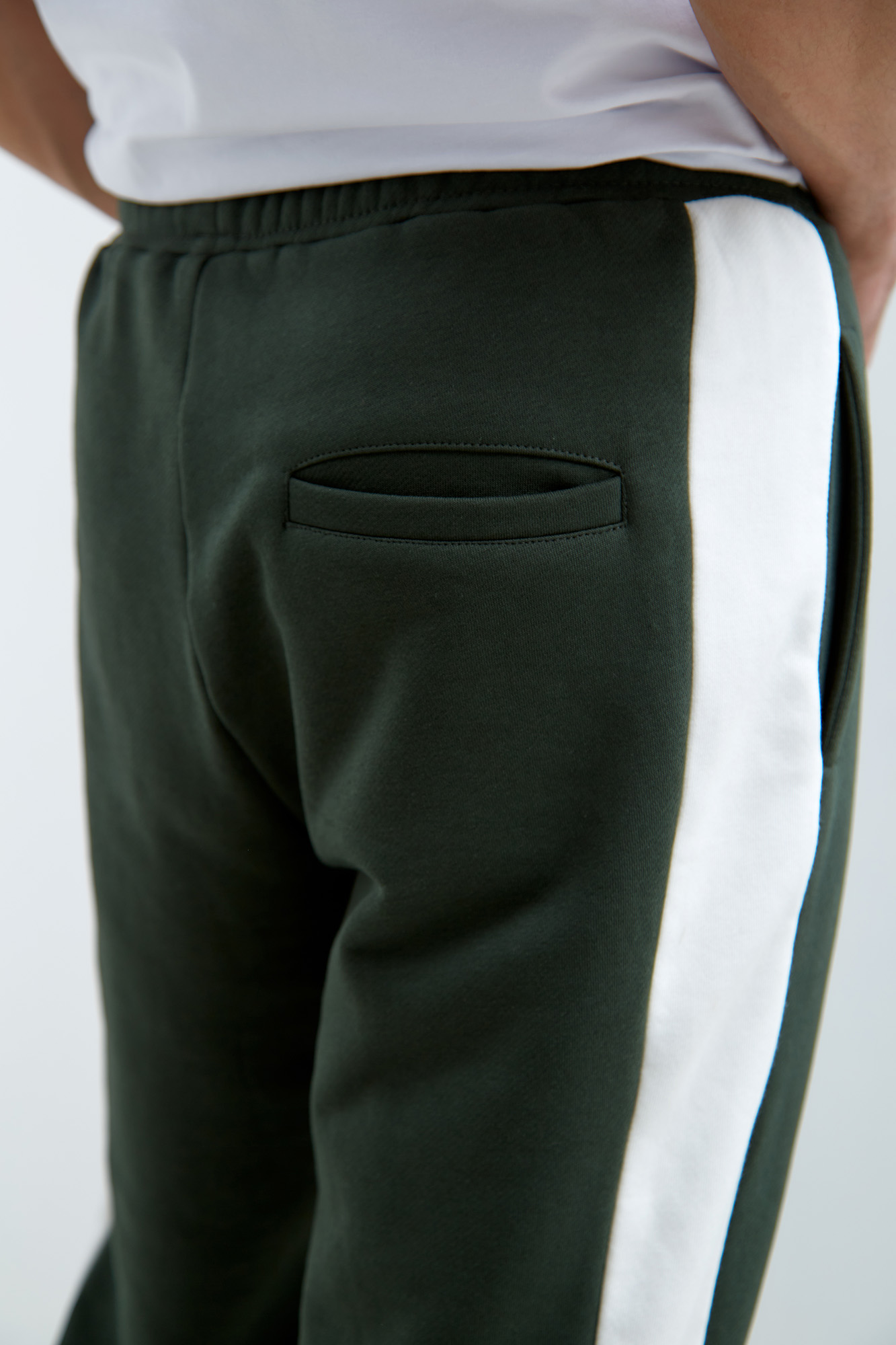 M-231-P-20-0007 Брюки спортивные The Hills Хаки