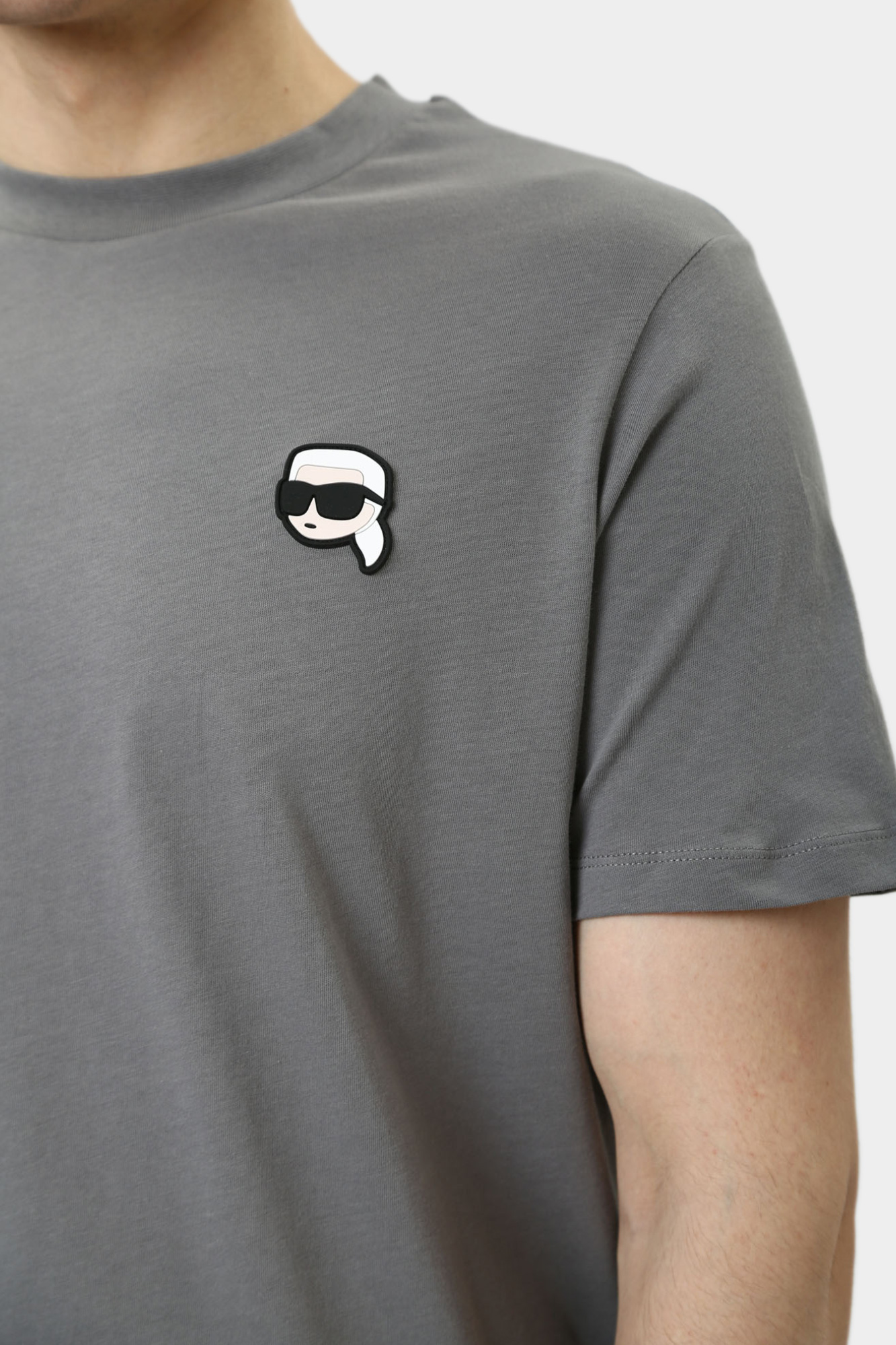 551224_755710 Футболка Karl Lagerfeld Серый