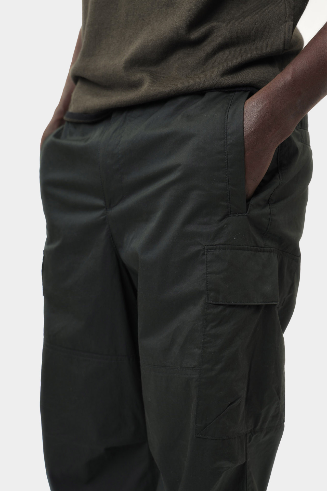 XM000200_AF11882 Брюки Armani Exchange Хаки