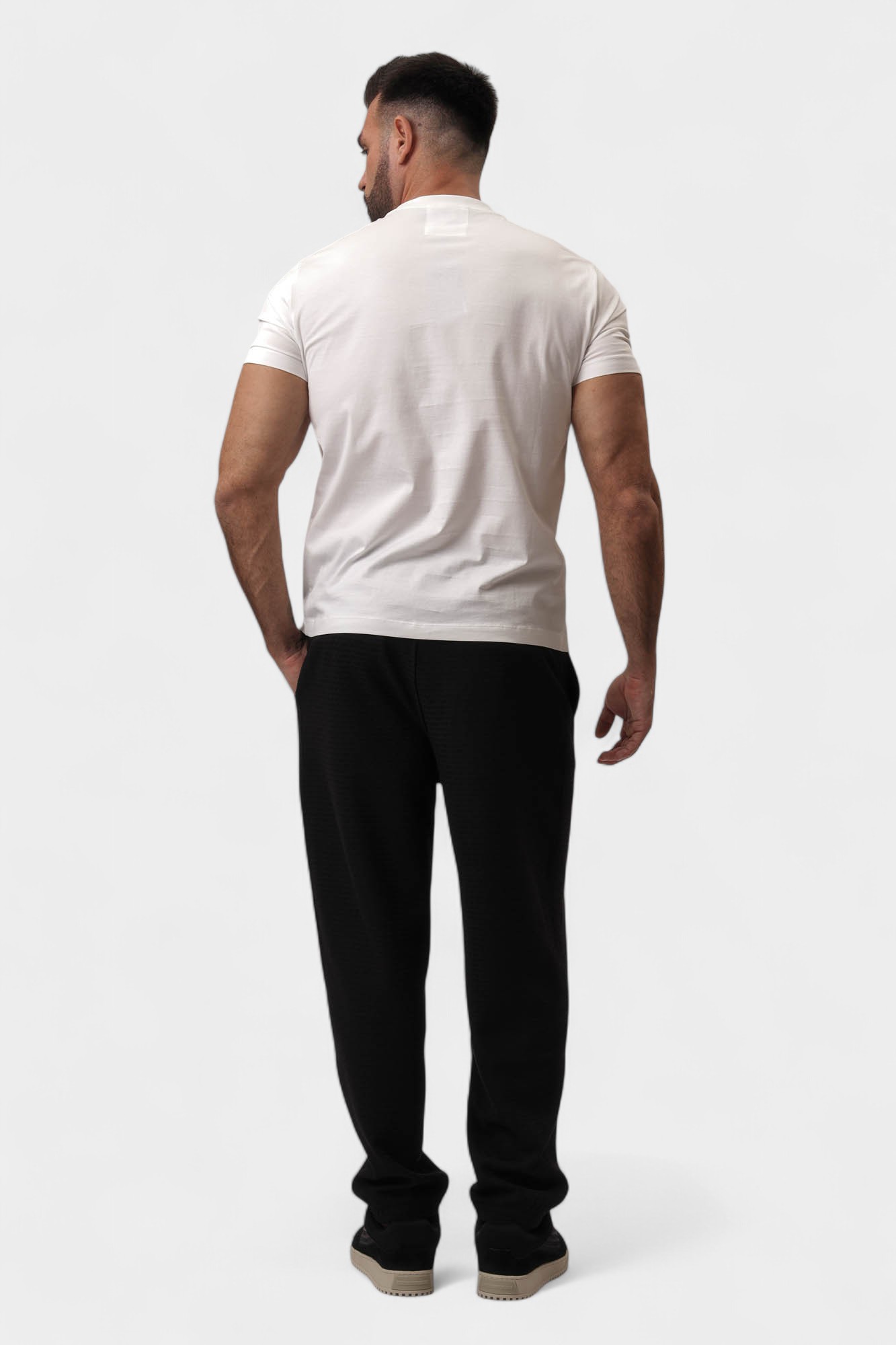 EM001106_AF13700 Брюки спортивные Emporio Armani Белый