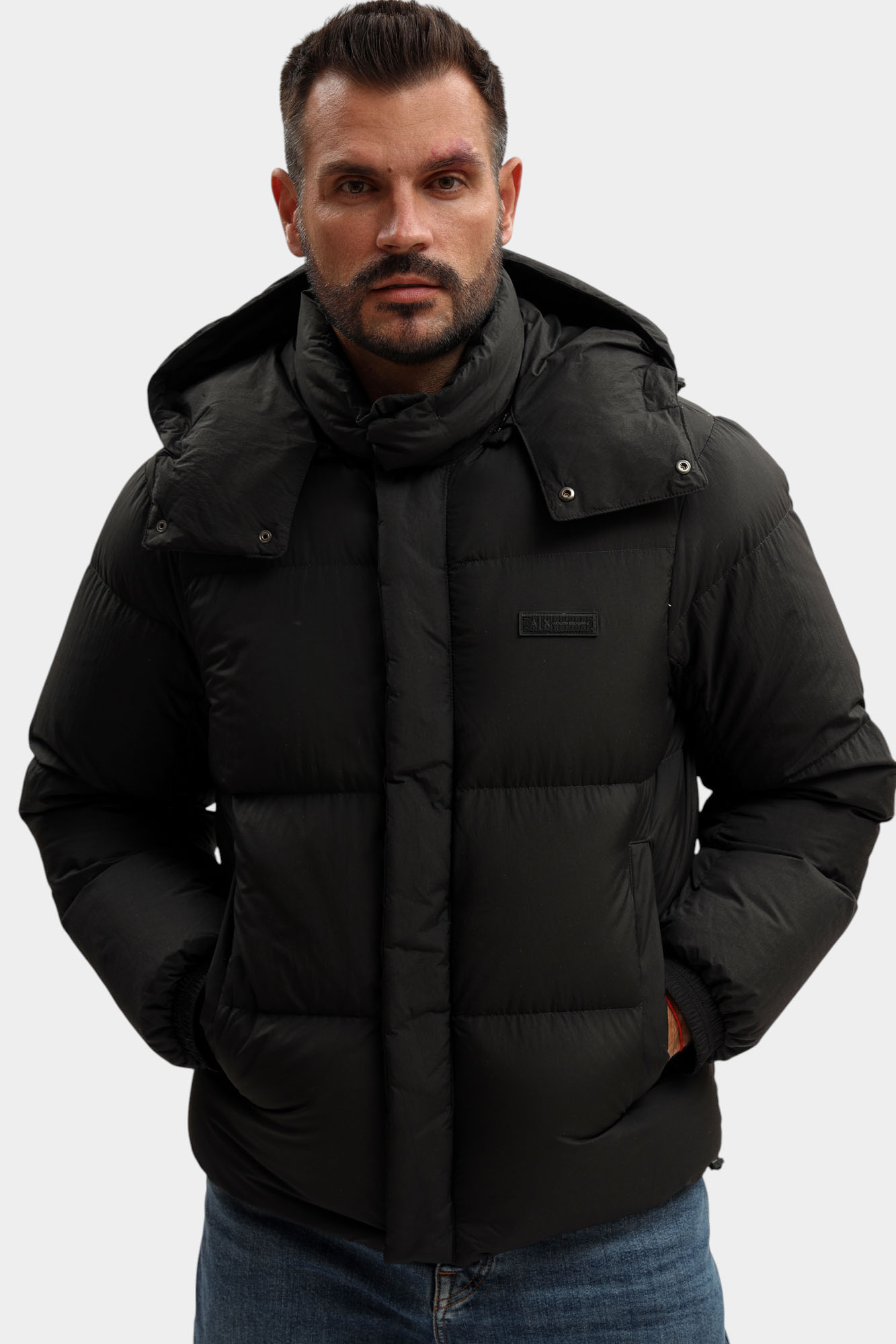 XM001098_AF16340 Куртка Armani Exchange Черный