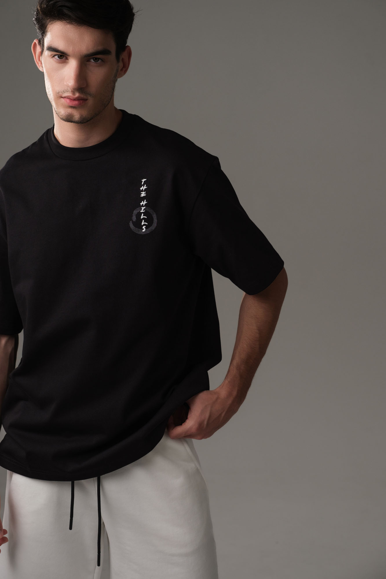 M-251-MA-22-8004 Футболка The Hills Черный