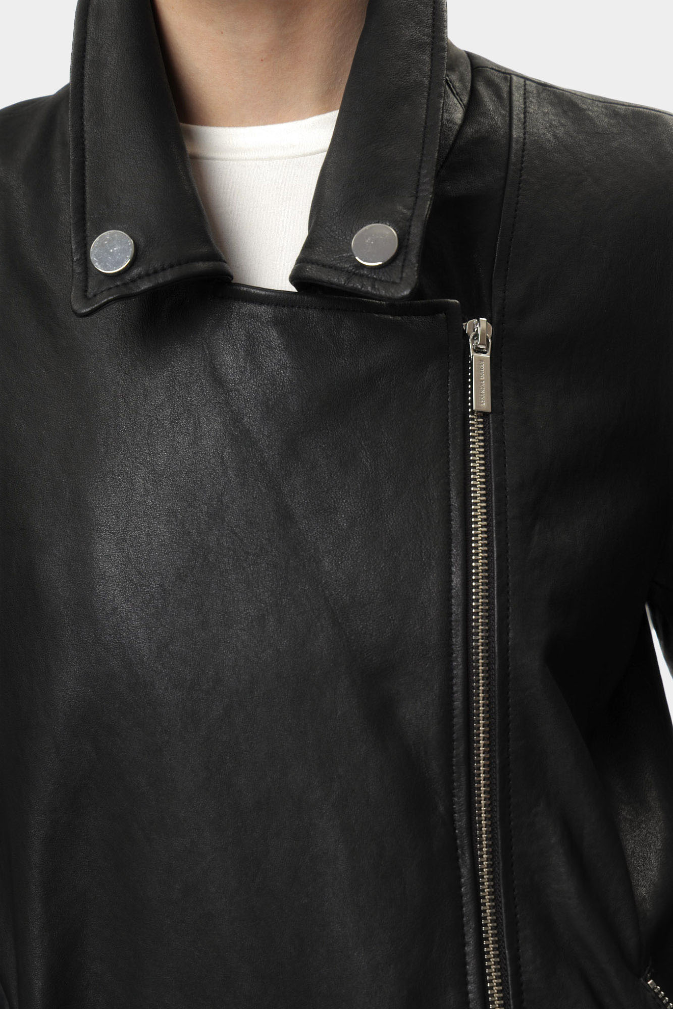 XW000218_AF10854 куртка кожаная armani exchange 